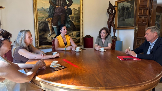 María Teresa Villarroel, Olga Ordás, Lorena Orduna, Aurora Calvo y Ricardo Oliván María Teresa Villarroel, Olga Ordás, Lorena Orduna, Aurora Calvo y Ricardo Oliván