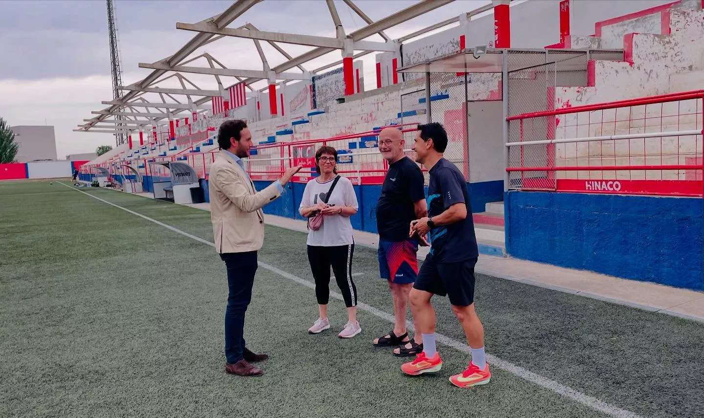 Pantalla gigante para seguir la final del Atlético de Monzón