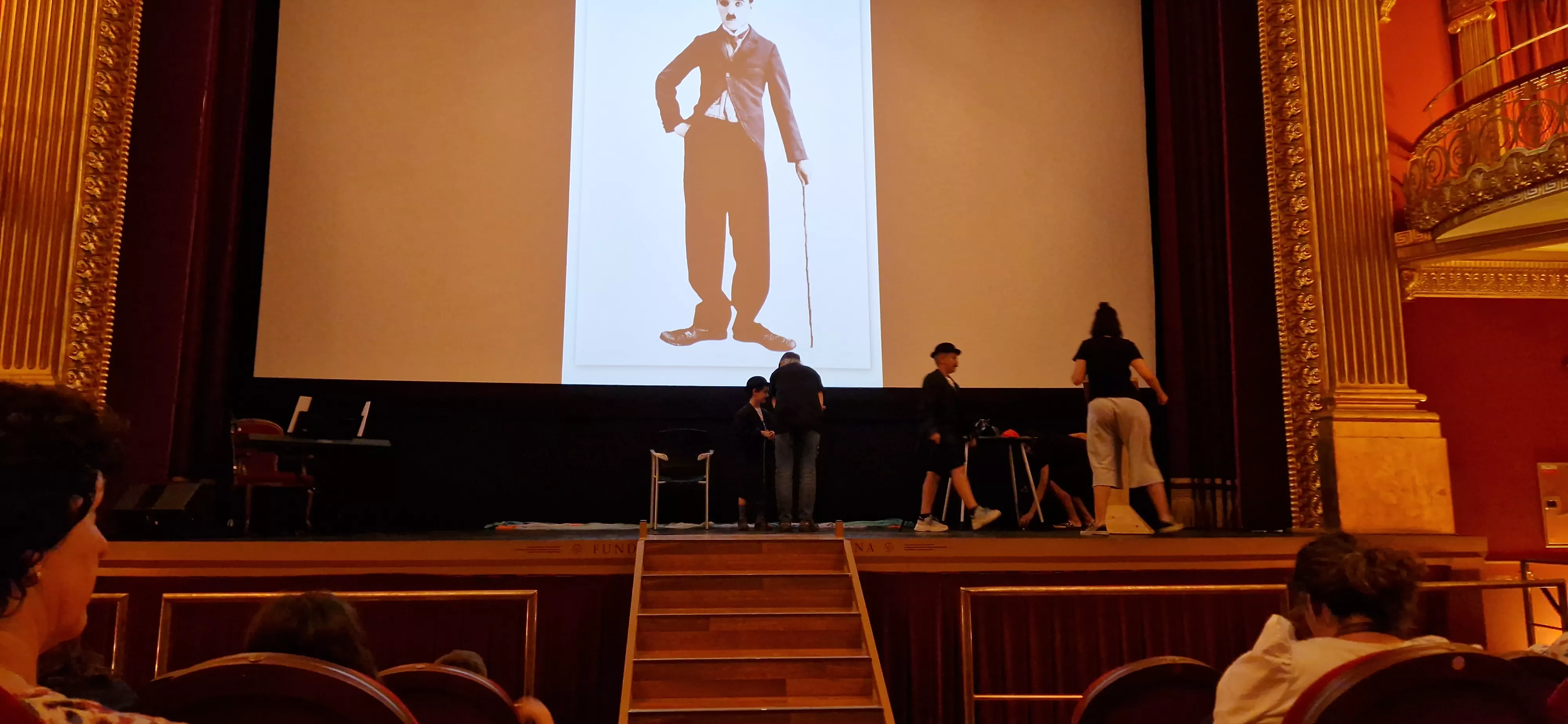 Sección niños al festival. Foto Myriam Martínez