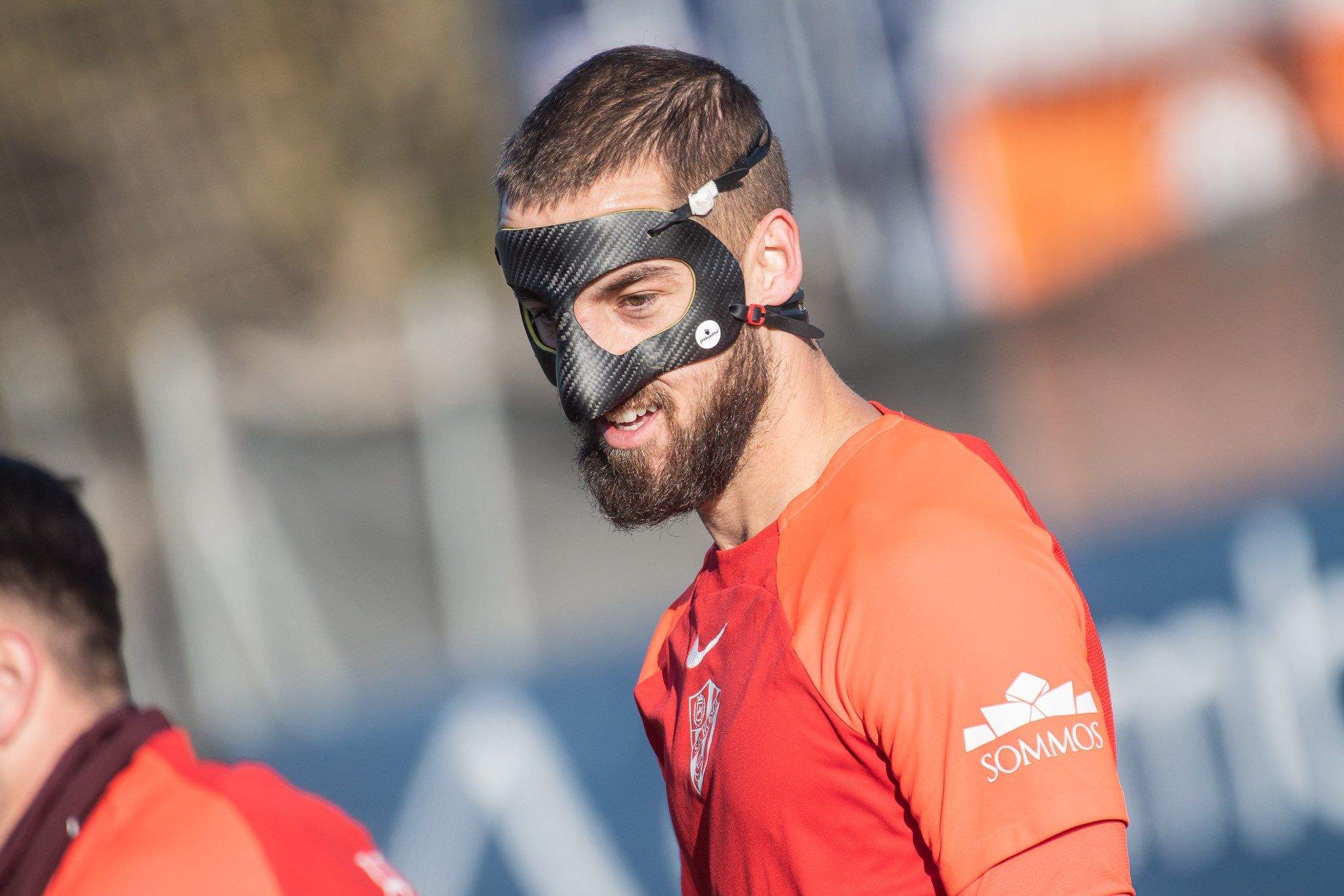 Jorge Pulido, el capitán con máscara. Foto: SD Huesca