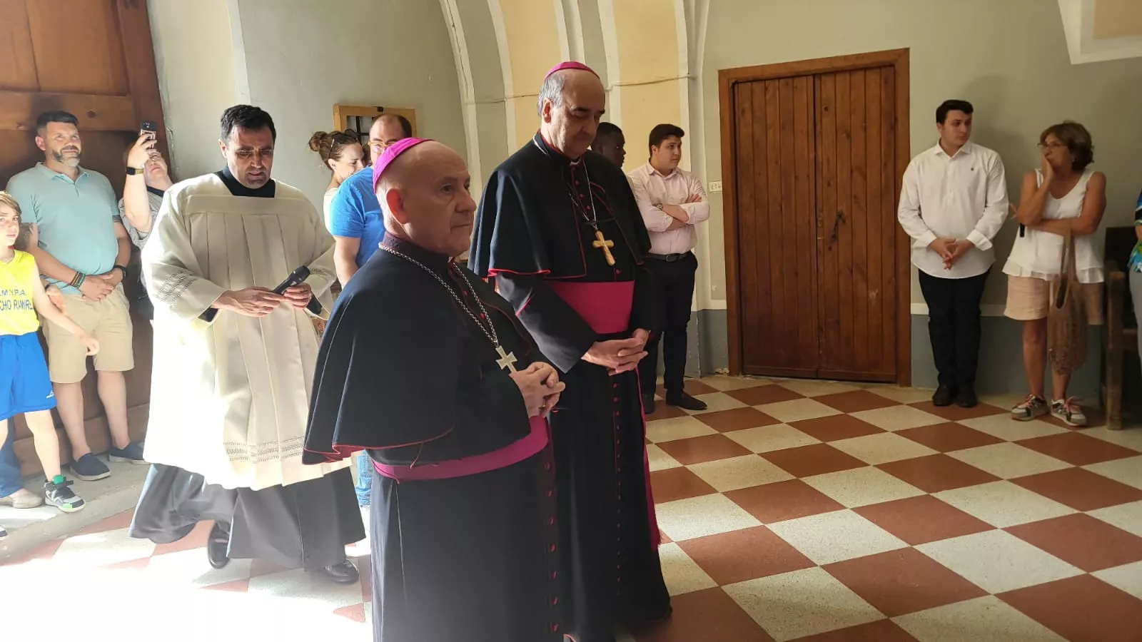 Profesión de fe y juramento de fidelidad del padre Pedro Aguado Cuesta en el Santuario de Salas y de la Huerta