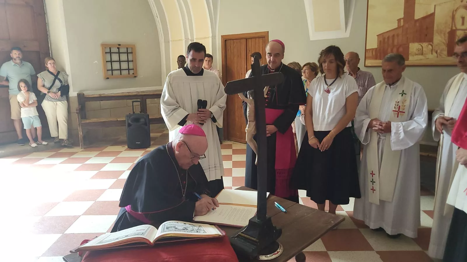 Profesión de fe y juramento de fidelidad del padre Pedro Aguado Cuesta en el Santuario de Salas y de la Huerta