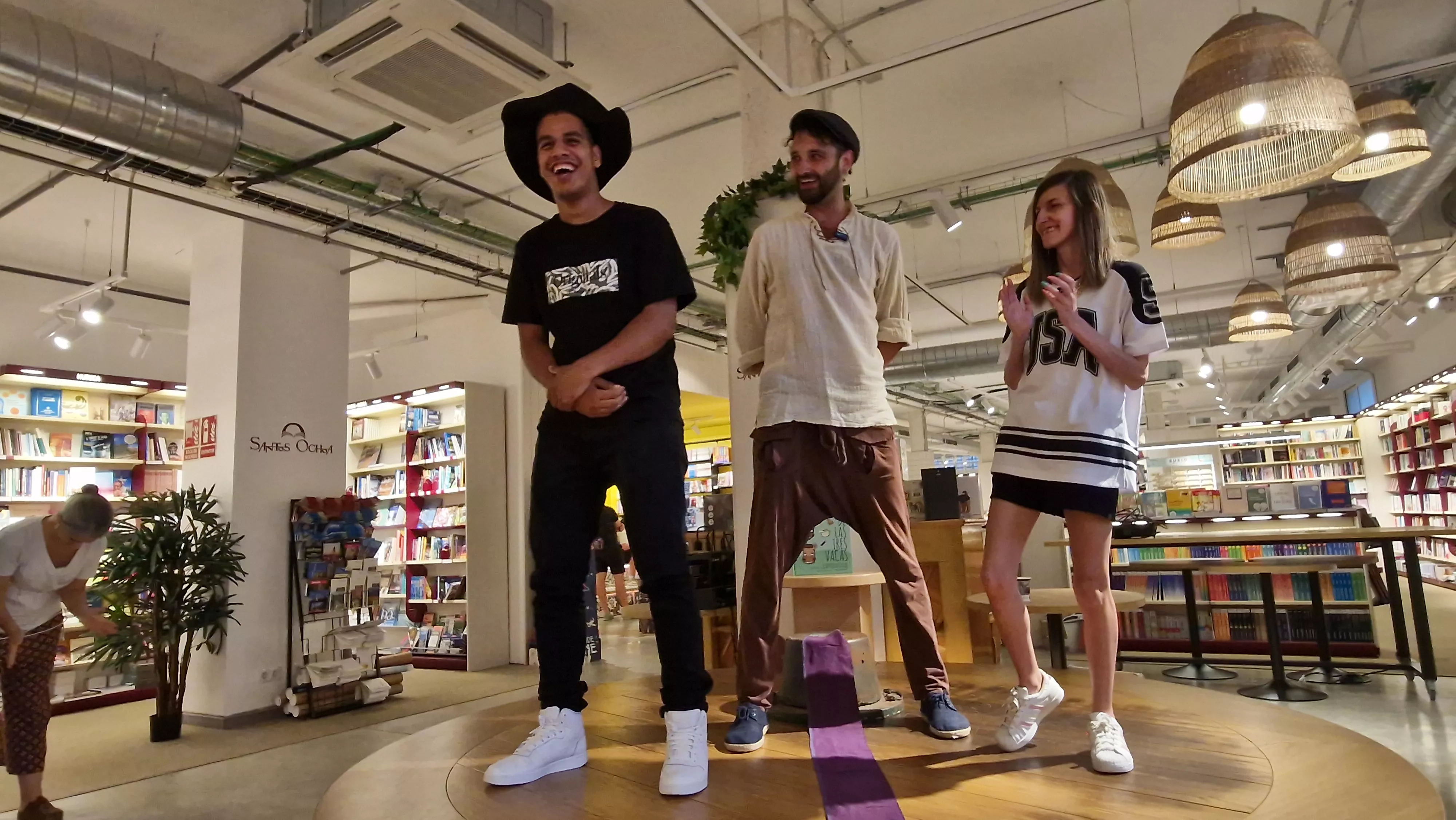 Valentia nuestra cultura contada, con Guillermo Gorría, Yefri y María. Foto Myriam Martínez