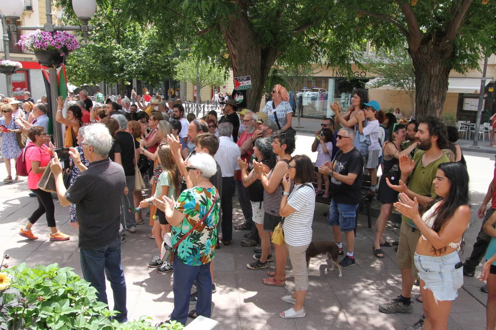 Marcha Nueno-Huesca por Palestina. Foto Carlos Neofato