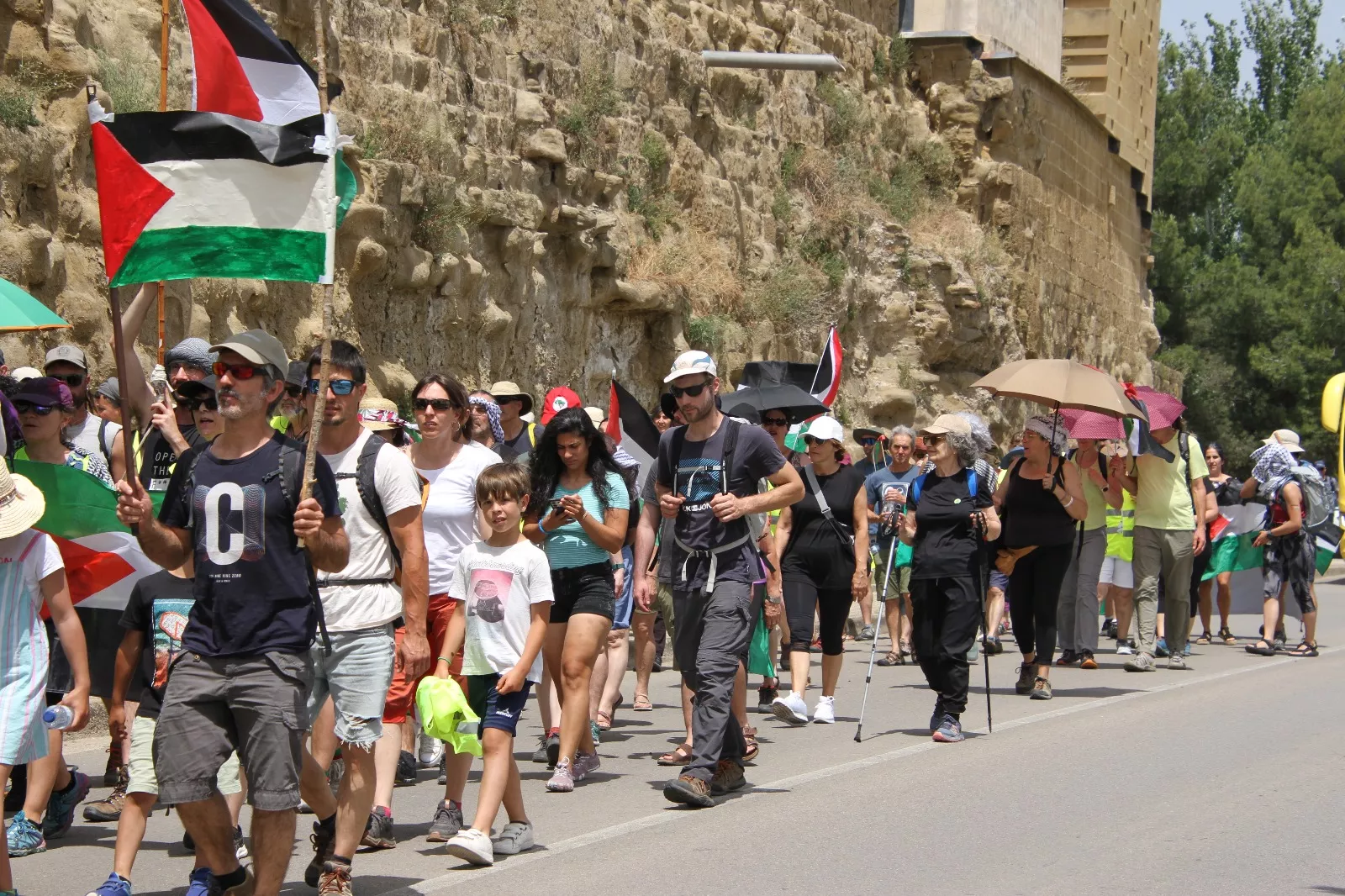 Marcha Nueno-Huesca por Palestina. Foto Carlos Neofato