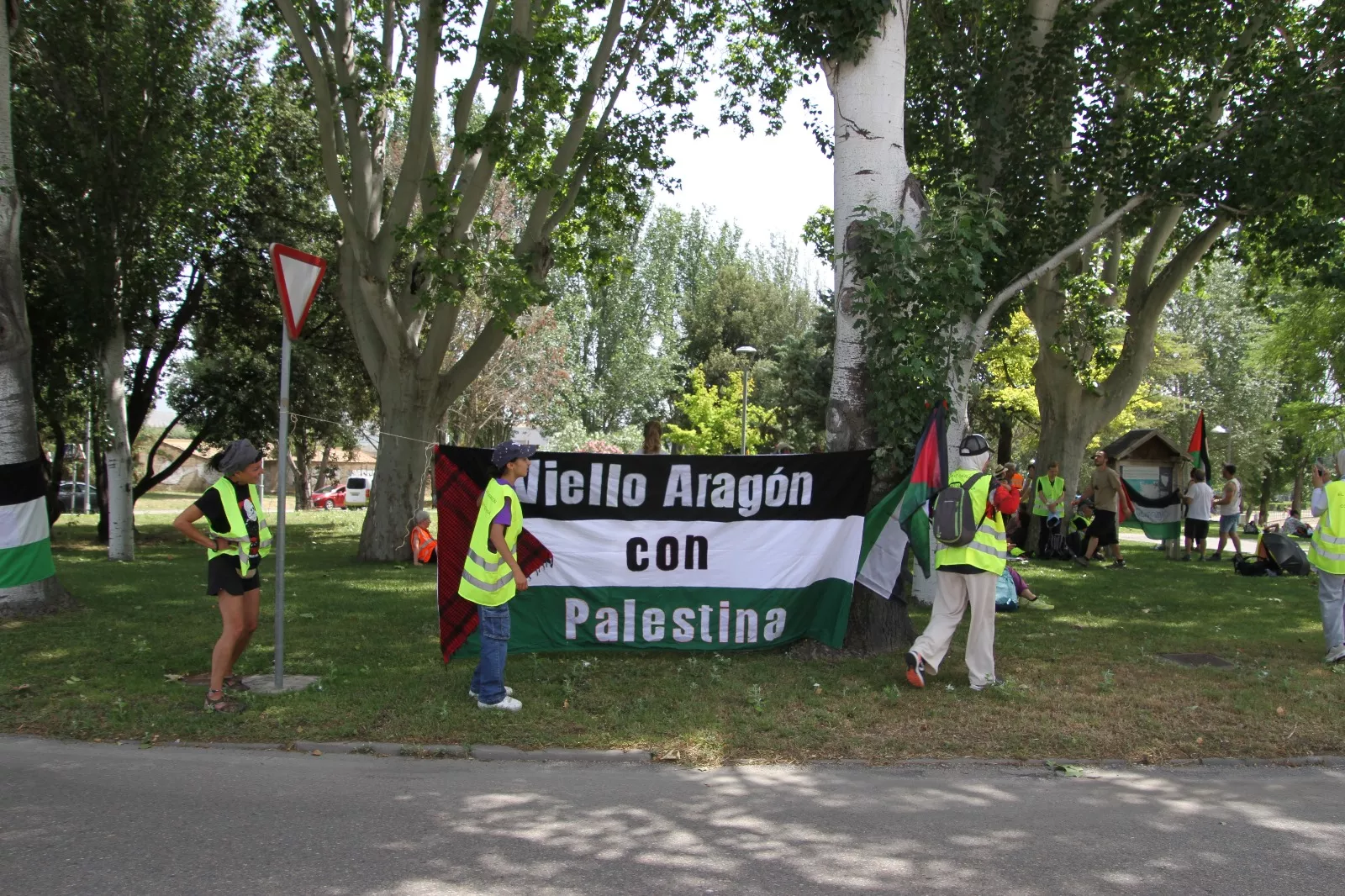 Marcha Nueno-Huesca por Palestina. Foto Carlos Neofato