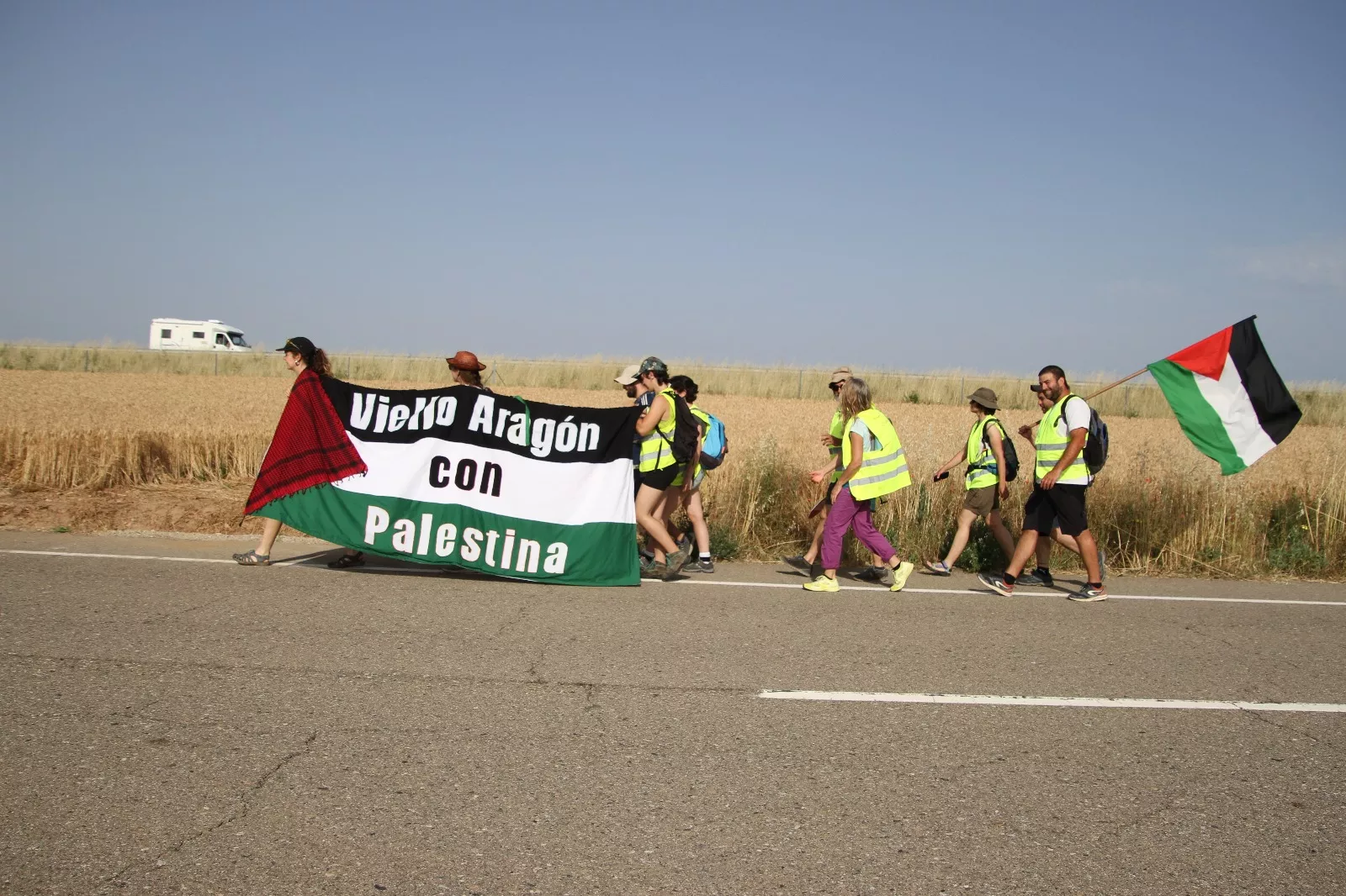 Marcha Nueno-Huesca por Palestina. Foto Carlos Neofato
