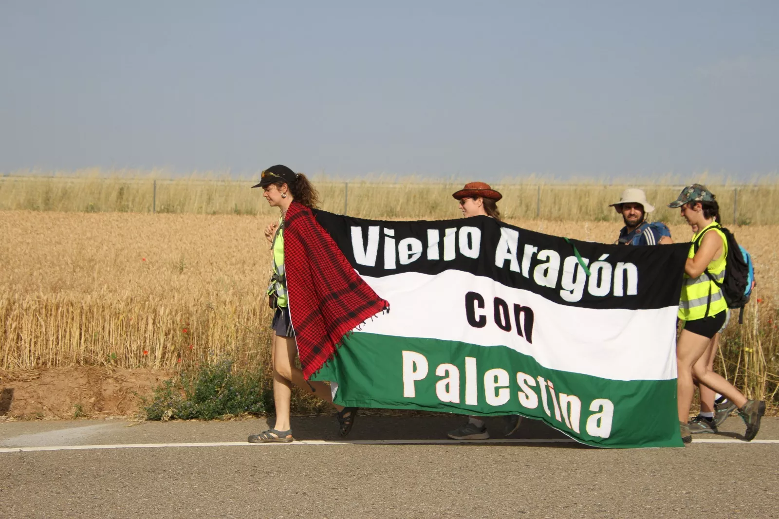 Marcha Nueno-Huesca por Palestina. Foto Carlos Neofato