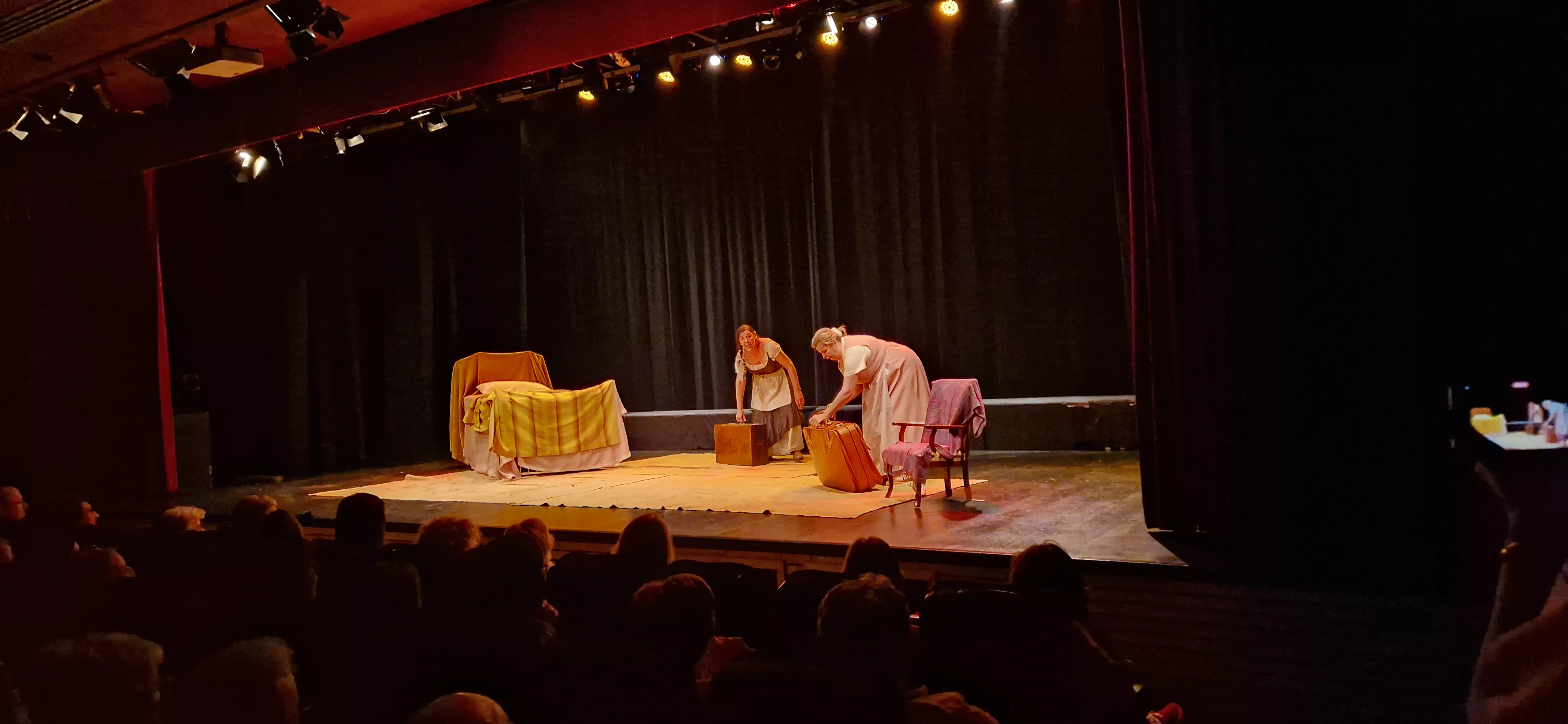 Alboroque Teatro en la Muestra Joven 2025. Foto Myriam Martínez 