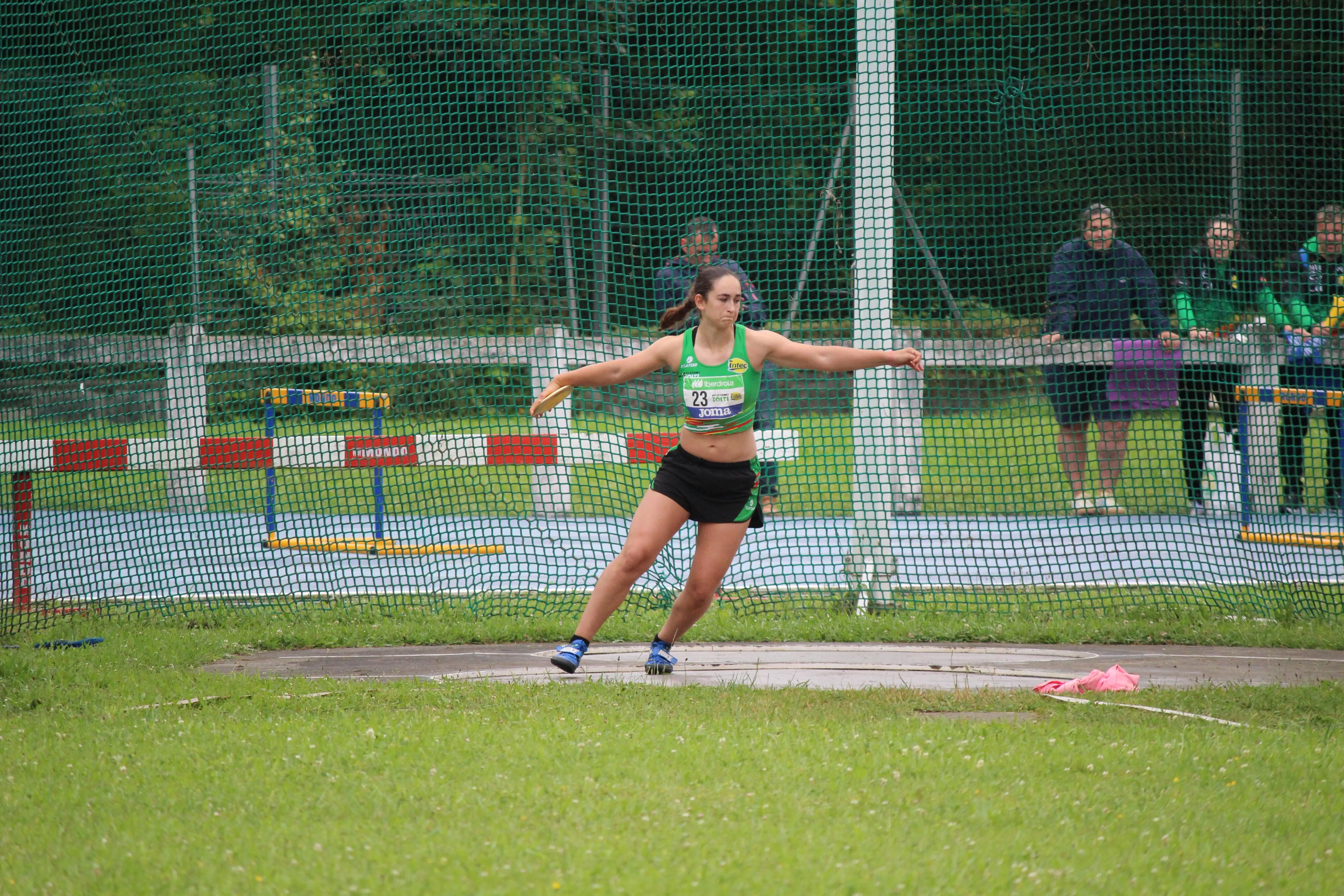 Belén Villarroya, ganadora en disco