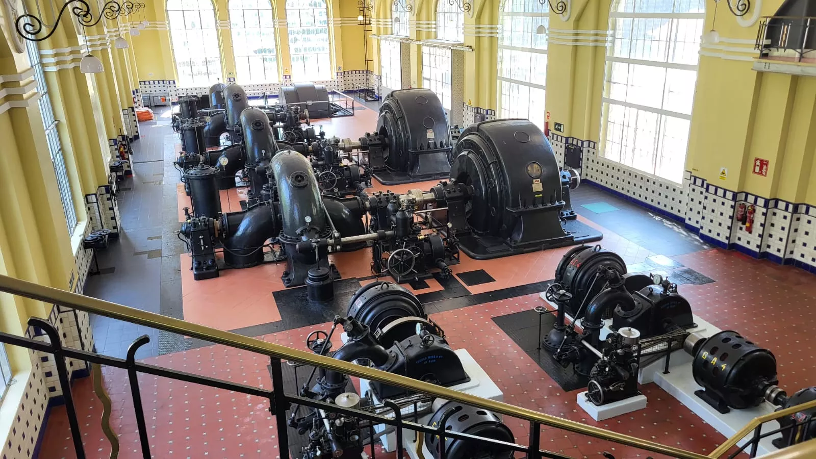 Visita de medios de comunicación a las centrales de Eriste y Seira