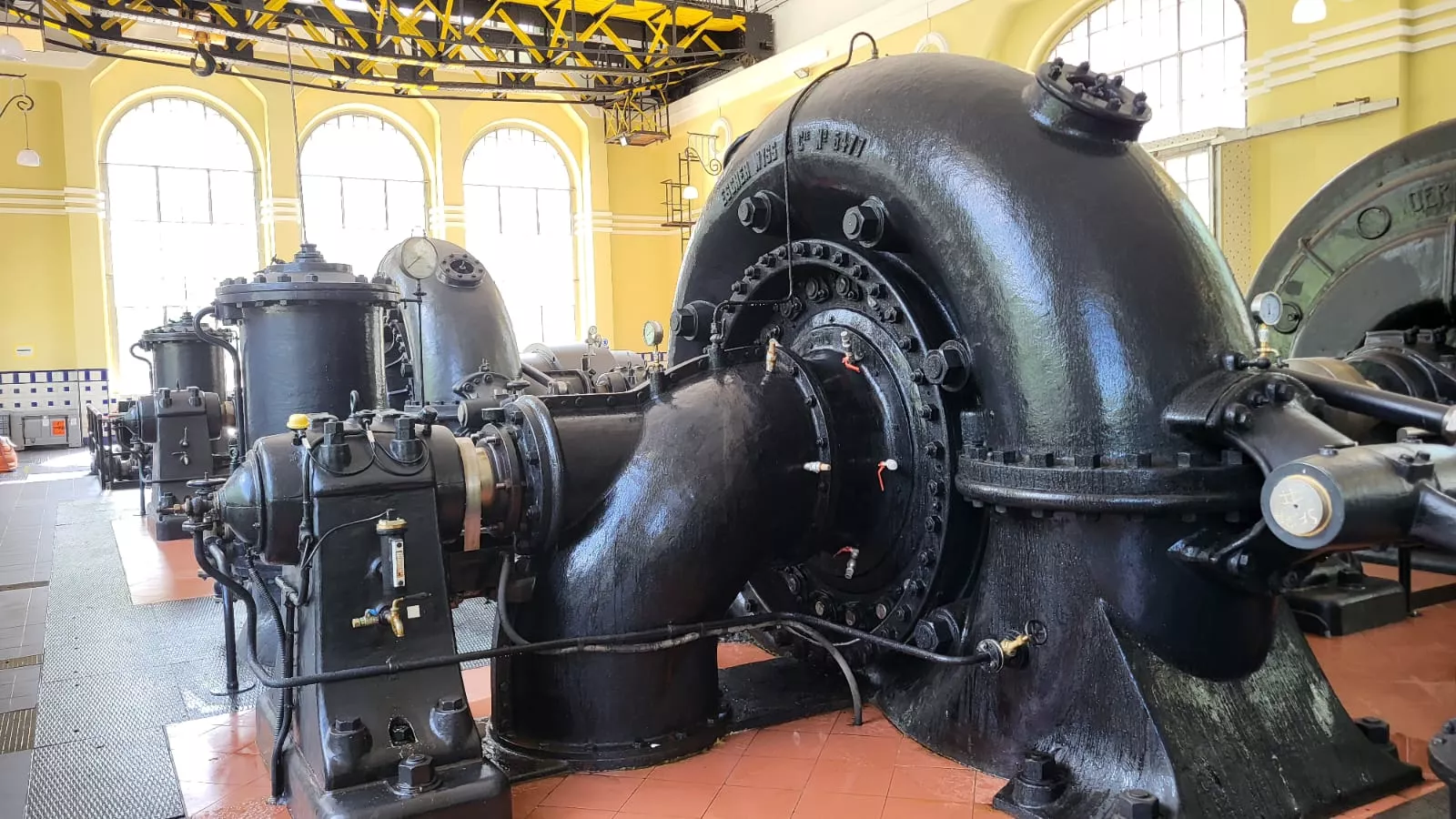 Visita de medios de comunicación a las centrales de Eriste y Seira