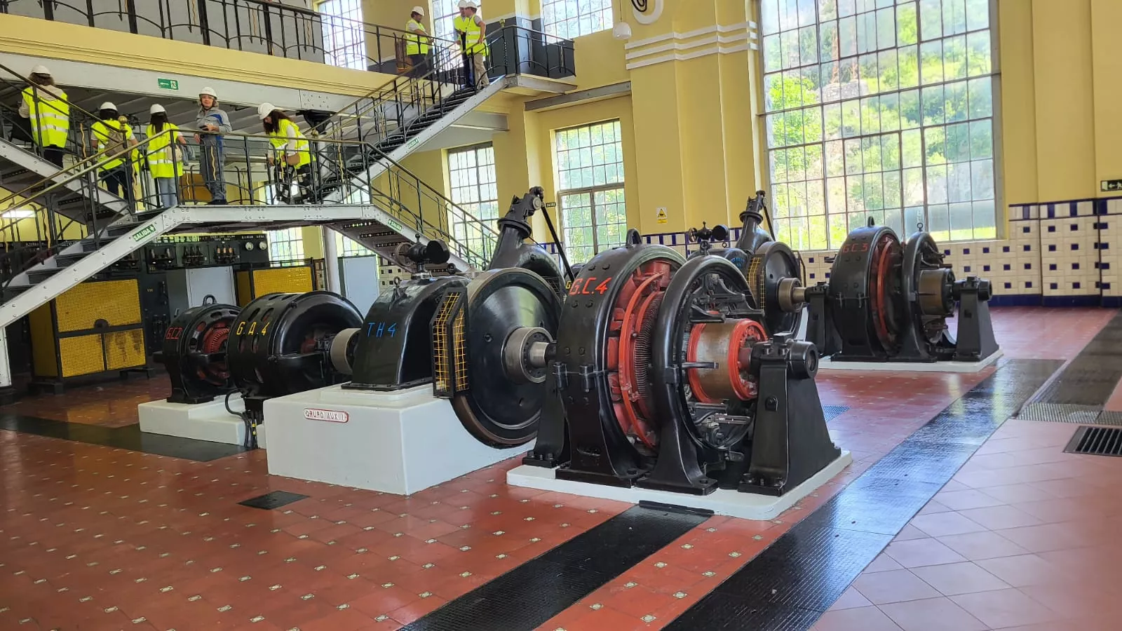 Visita de medios de comunicación a las centrales de Eriste y Seira