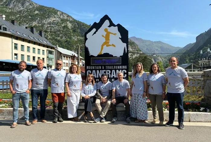 Asistentes a la reunión. Canfranc celebra la cuenta atrás para la celebración del Mundial de Mountain & Trail Running 2025