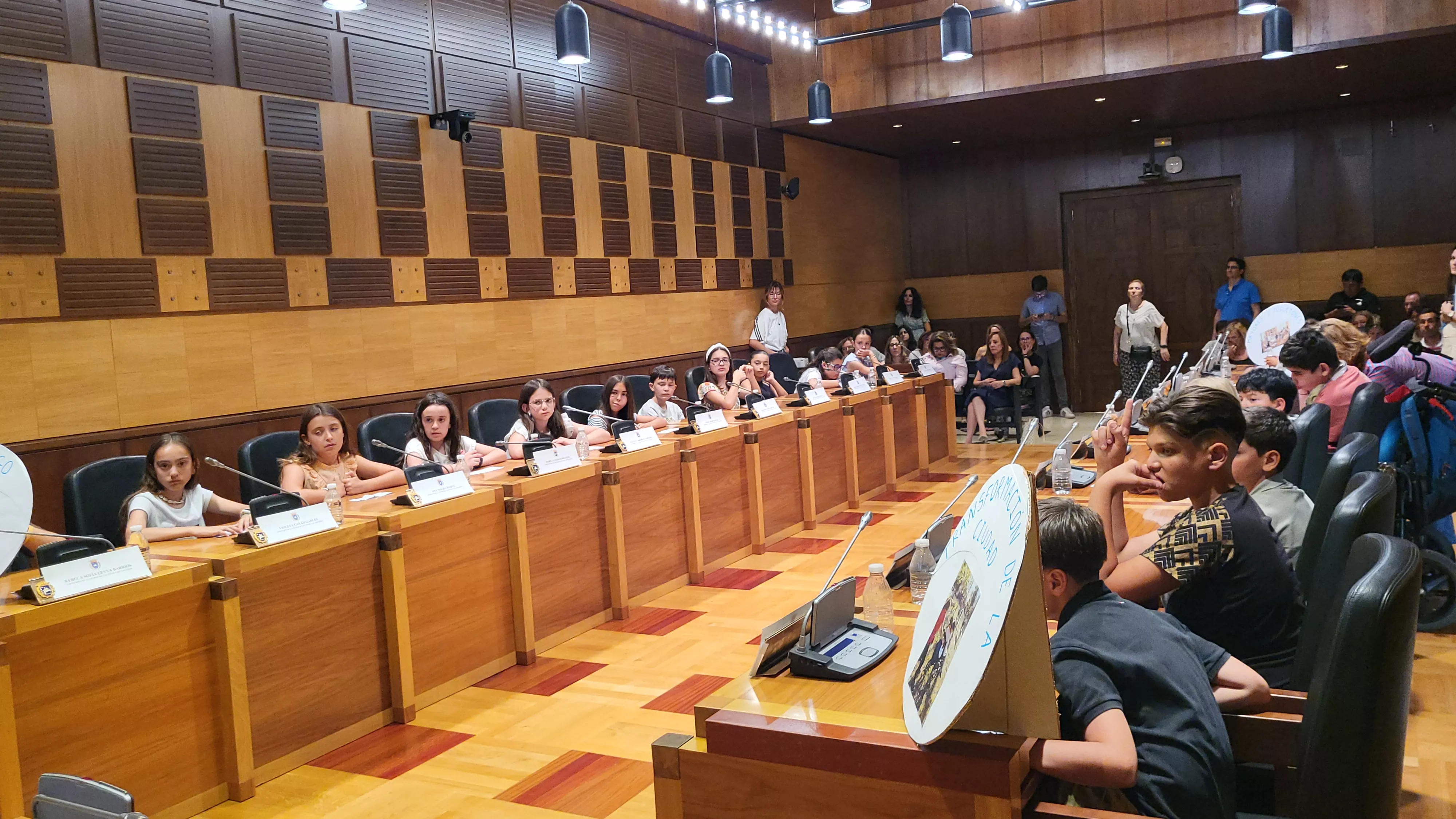Clausura del curso del Consejo de la Ciudad de las Niñas y los Niños. Foto Mercedes Manterola Clausura del curso del Consejo de la Ciudad de las Niñas y los Niños. Foto Mercedes Manterola