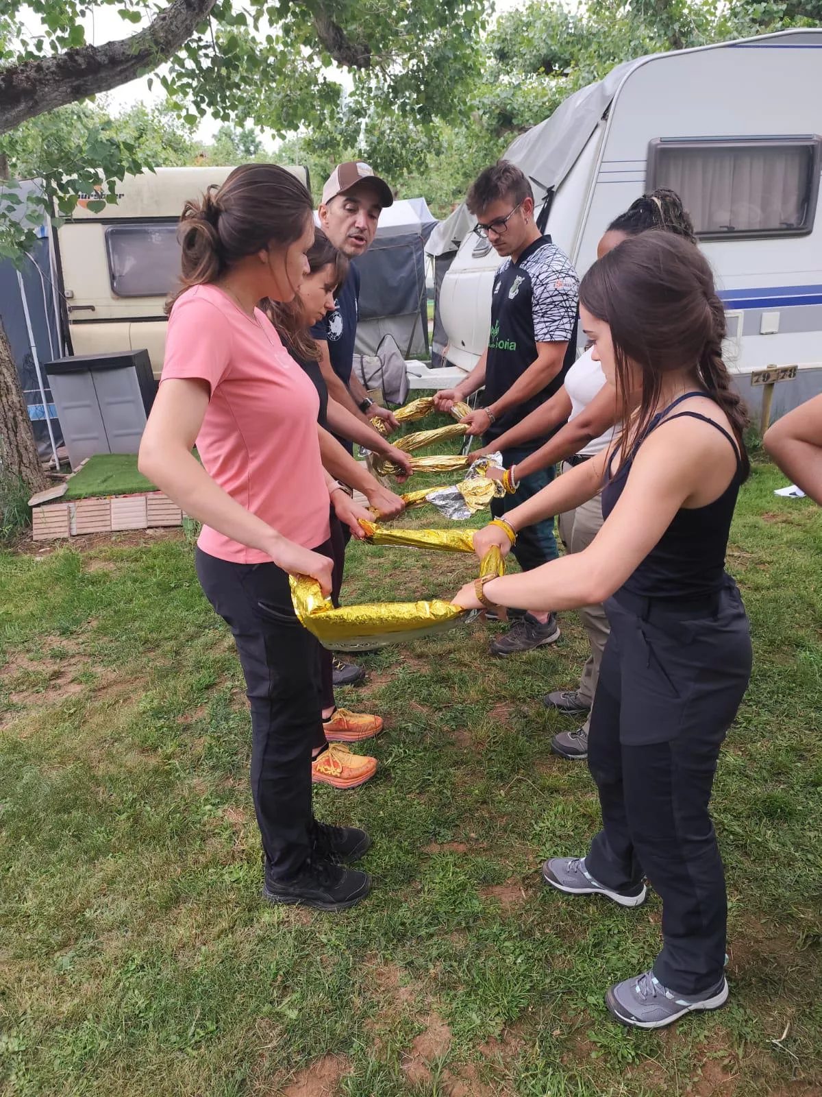 Curso de primeros auxilios organizado en Laspaúles por Vuela Sobre Montañas.