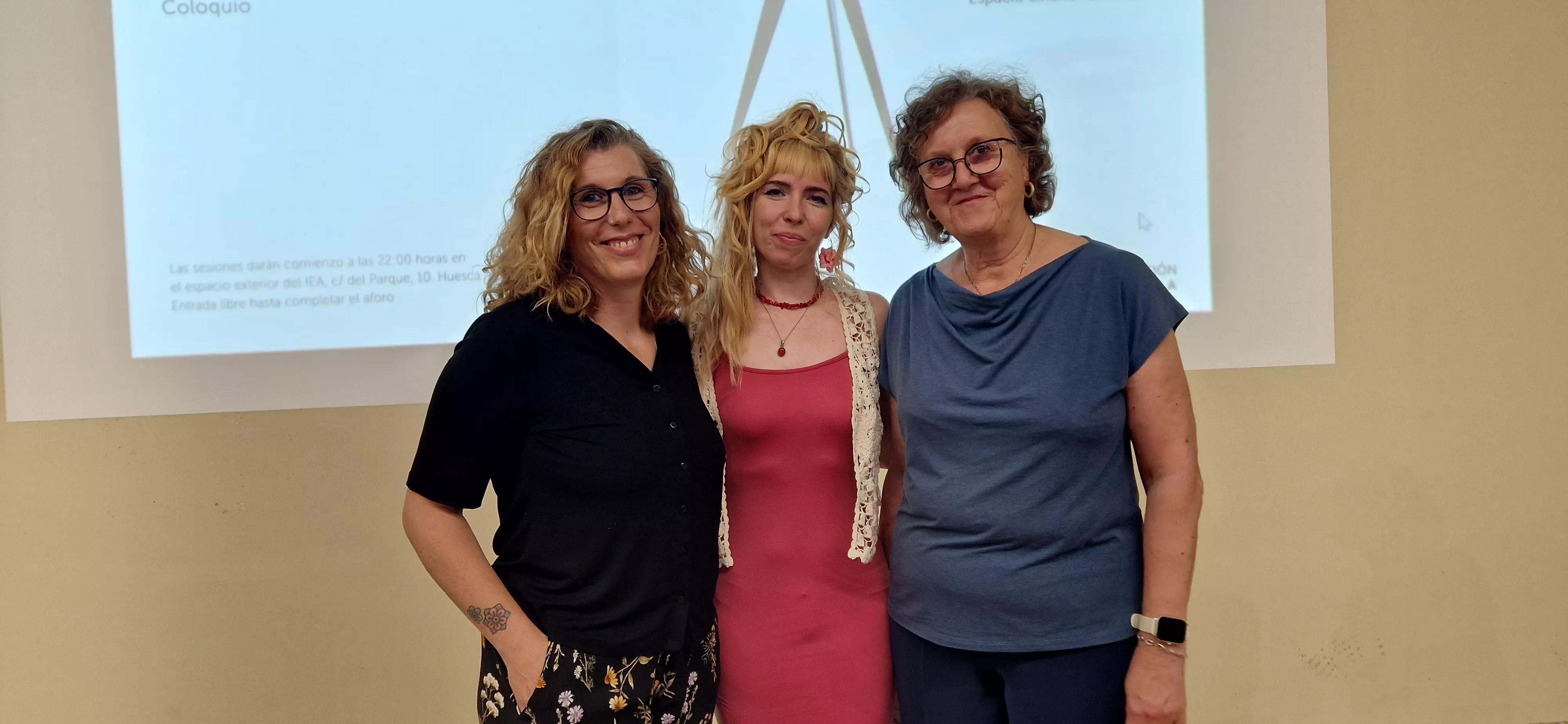 Nereida Torrijos, Silvia Orós e Isabel García. Foto Myriam Martínez Nereida Torrijos, Silvia Orós e Isabel García. Foto Myriam Martínez