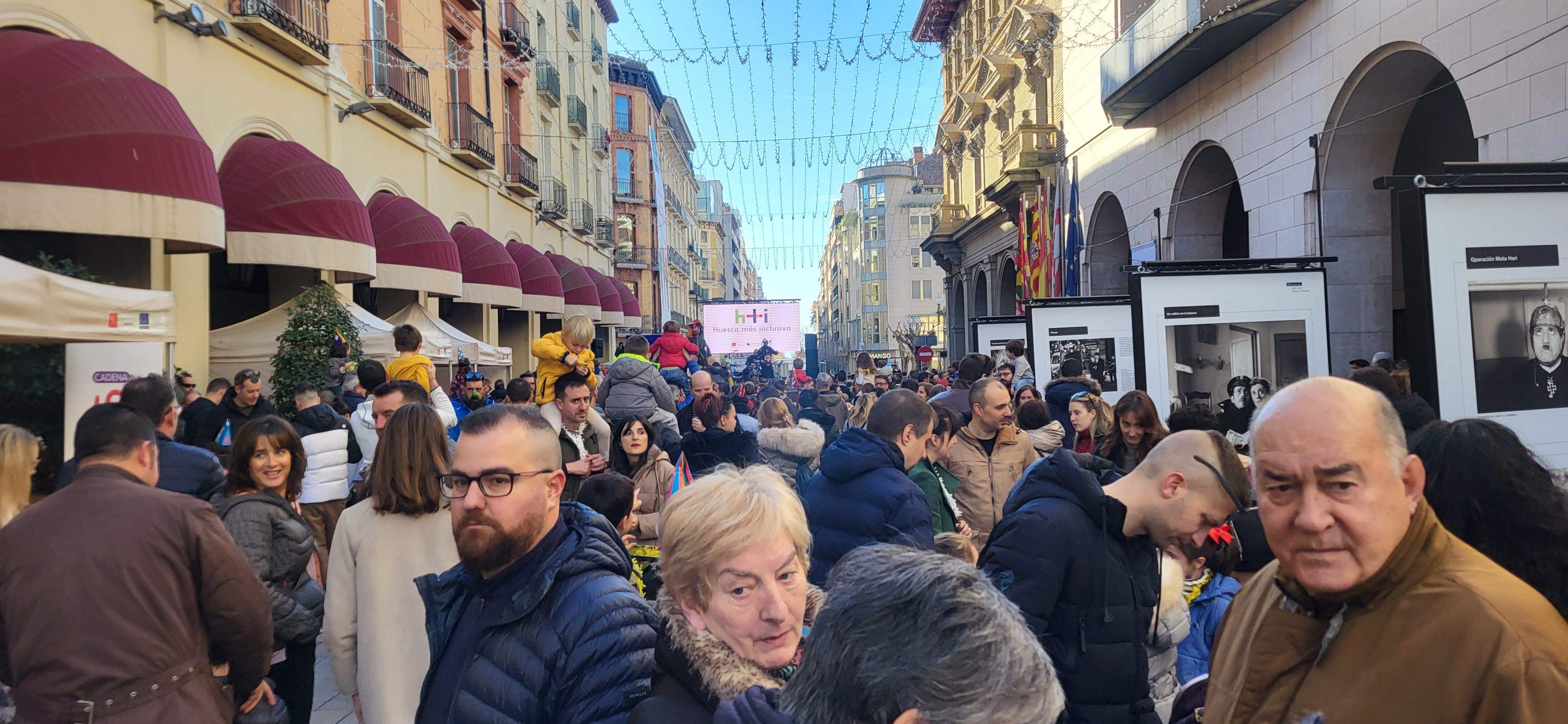 Magnífico ambiente y cartel de completo en las Campanadas Infantiles de Huesca. Foto Myriam Martínez 
