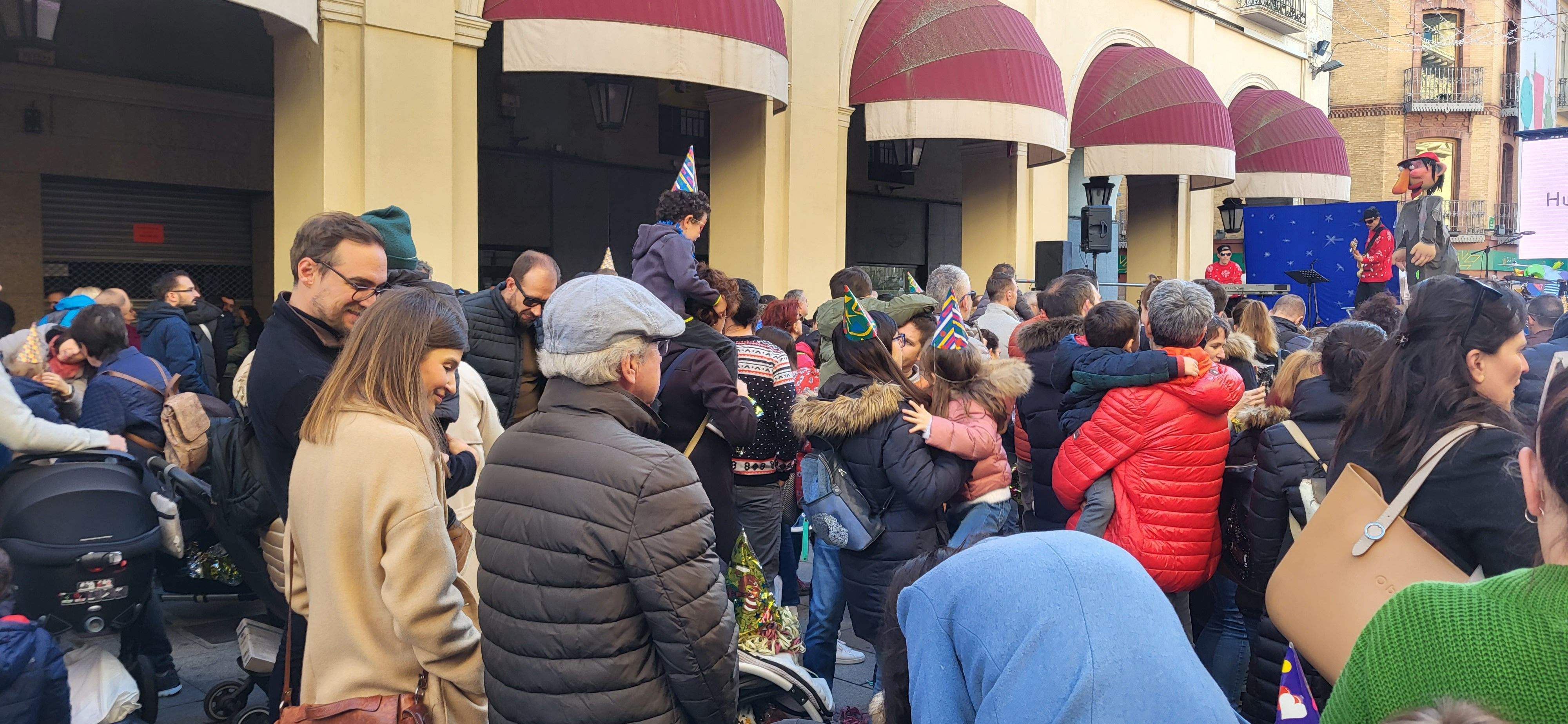 Magnífico ambiente y cartel de completo en las Campanadas Infantiles de Huesca. Foto Myriam Martínez 