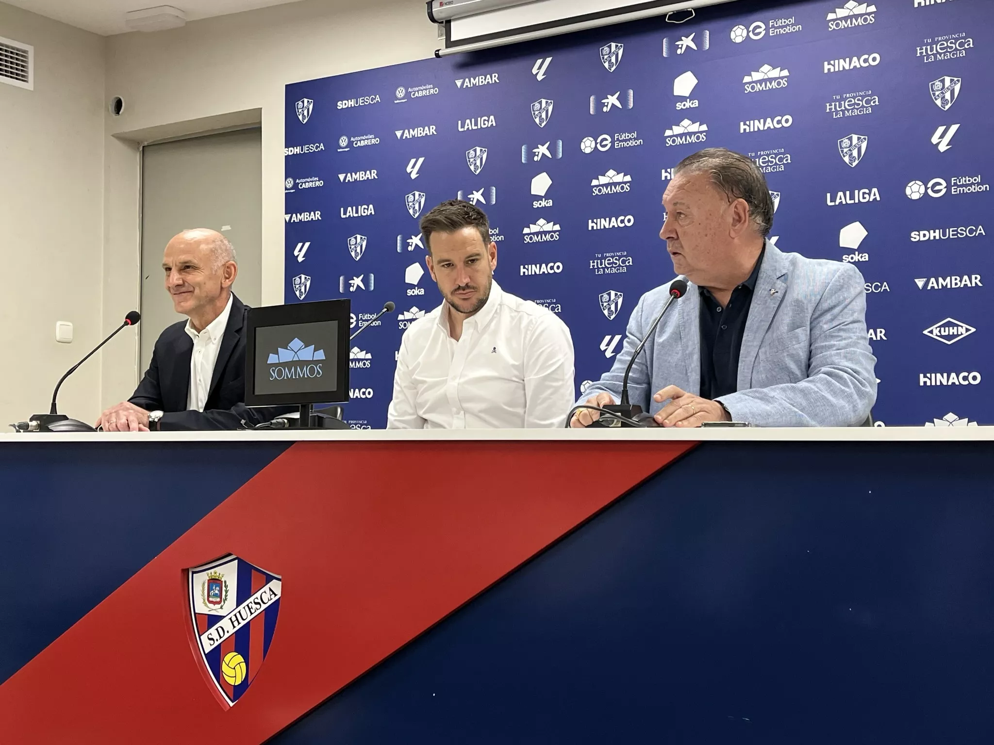 Sergi Guilló, nuevo entrenador del Huesca. Foto: Adri Mora