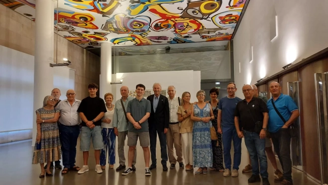 El profesor Boltzmann con miembros del IECHT en la Diputación