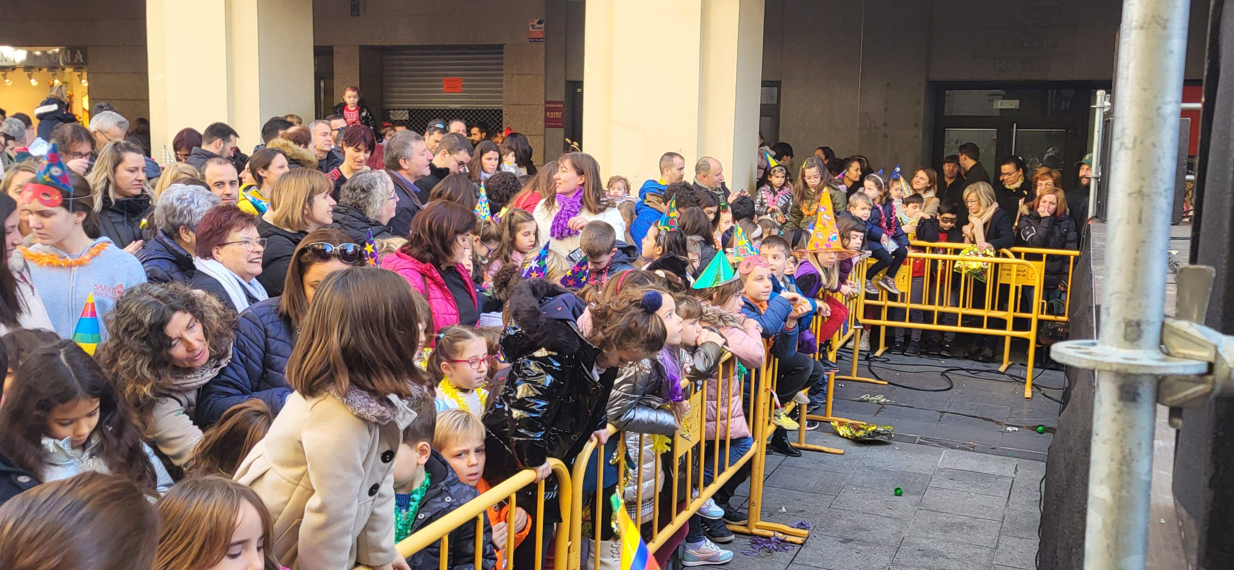 Magnífico ambiente y cartel de completo en las Campanadas Infantiles de Huesca. Foto Myriam Martínez 