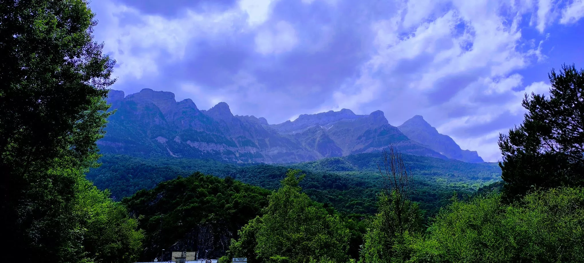 Salida de Panticosa a Búbal del programa Unizar +55. Foto Joaquín Santafé