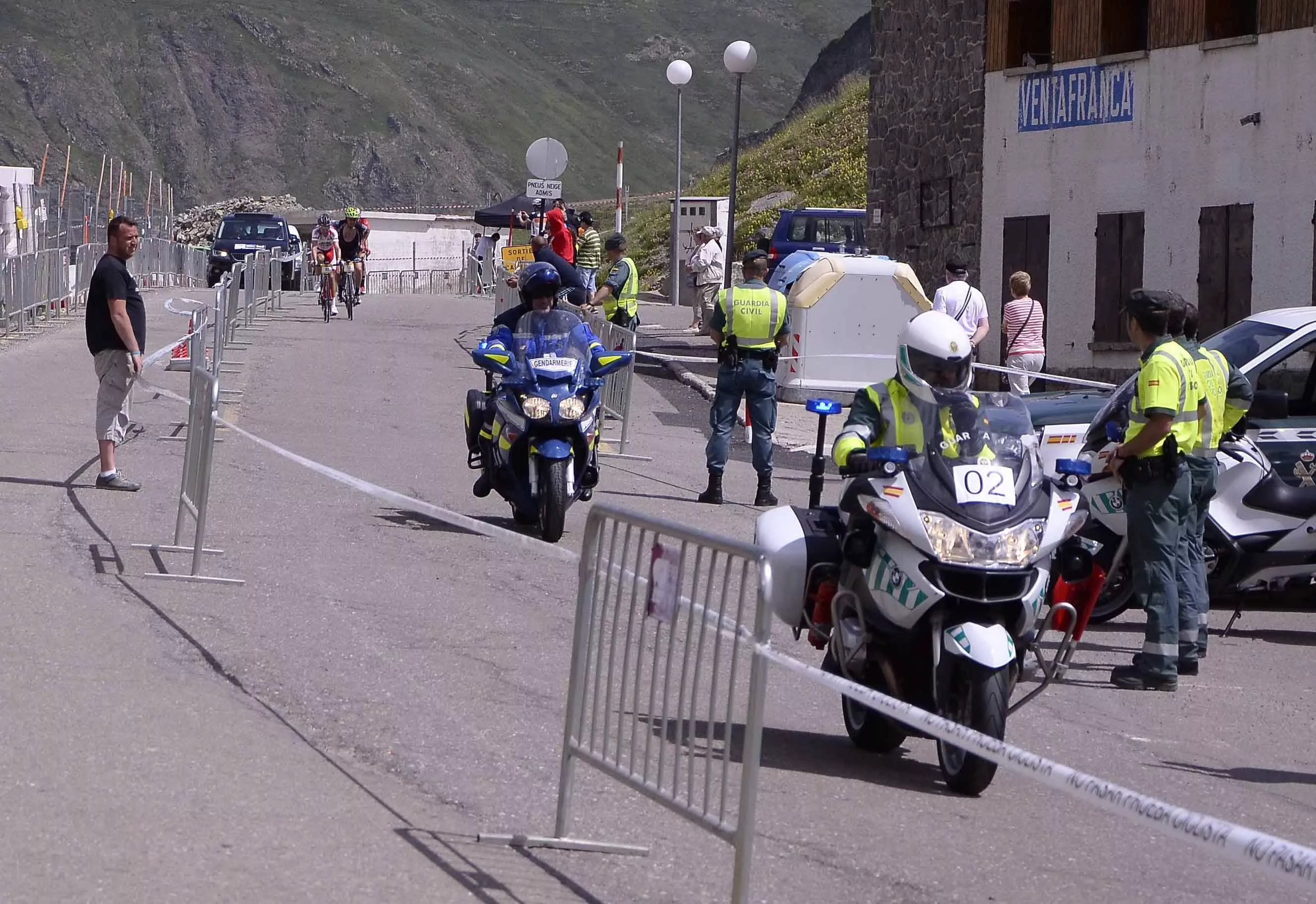 Amplio dispositivo de la Guardia Civil para la Quebrantahuesos 2025