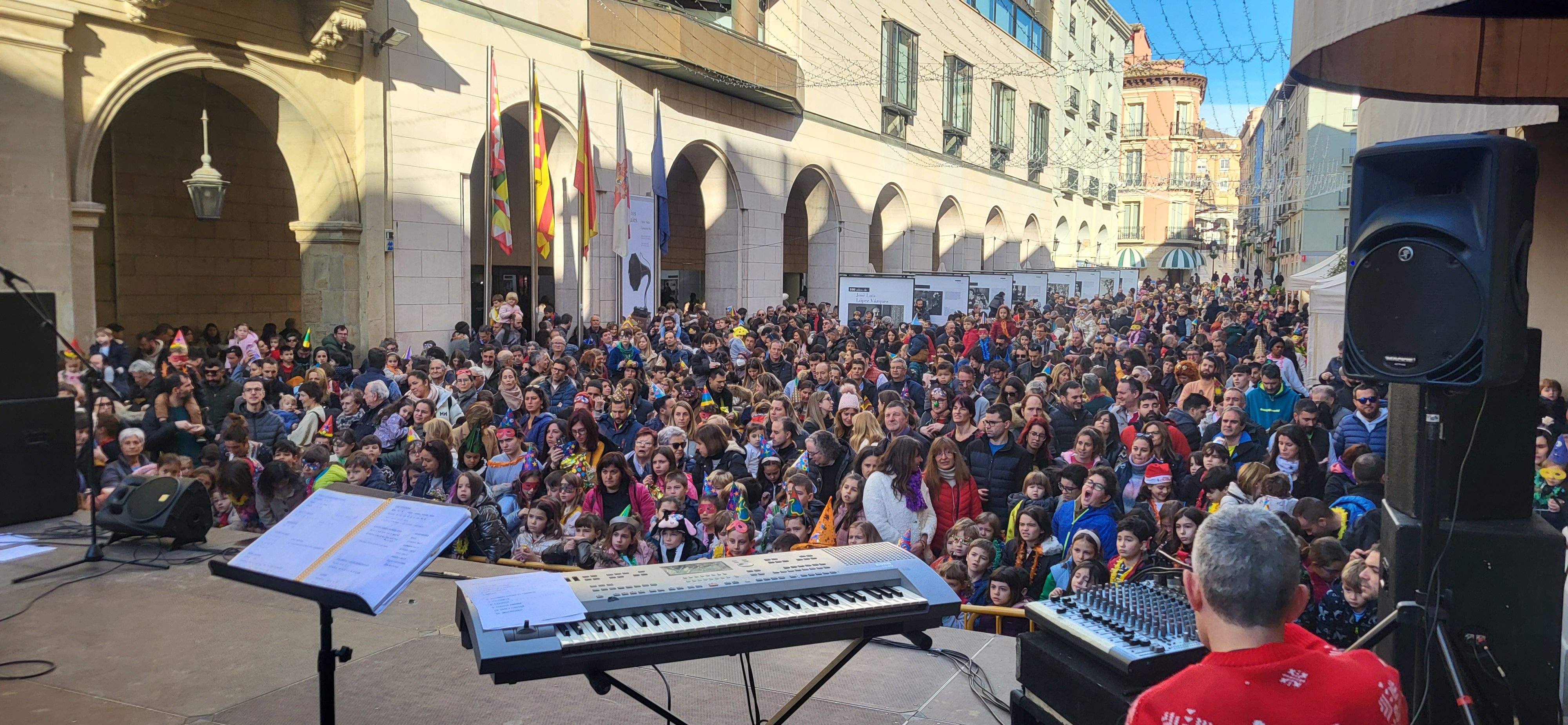 Magnífico ambiente y cartel de completo en las Campanadas Infantiles de Huesca. Foto Myriam Martínez 