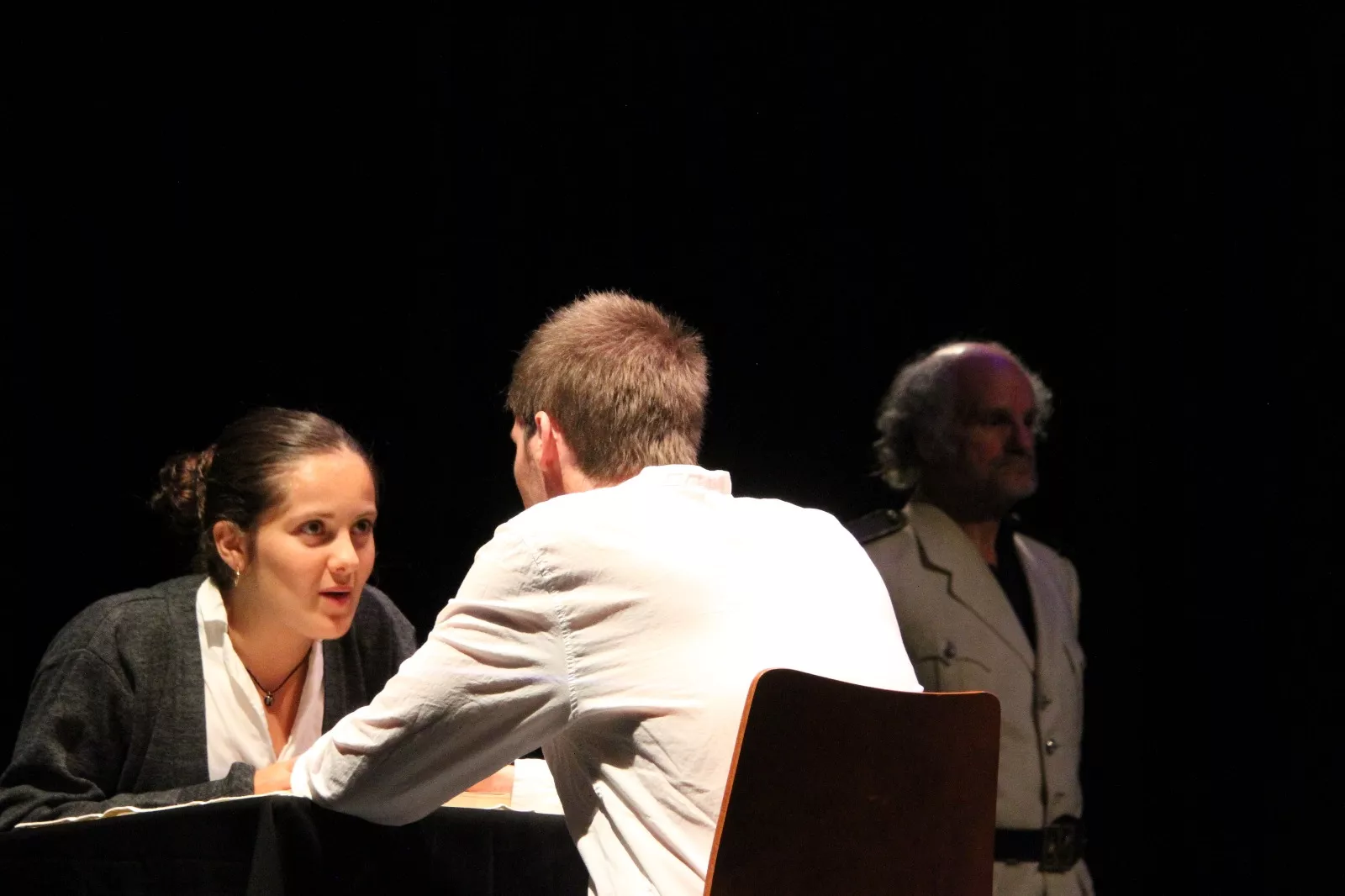 Grupo del Campus de Huesca en la Muestra Joven de Teatro y Danza. Foto Carlos Neofato