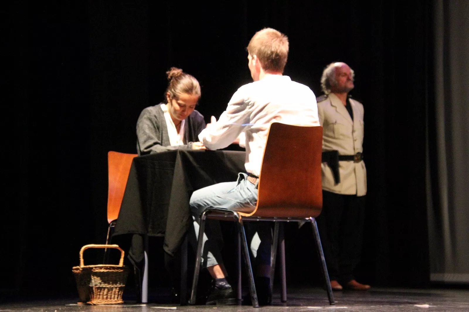Grupo del Campus de Huesca en la Muestra Joven de Teatro y Danza. Foto Carlos Neofato