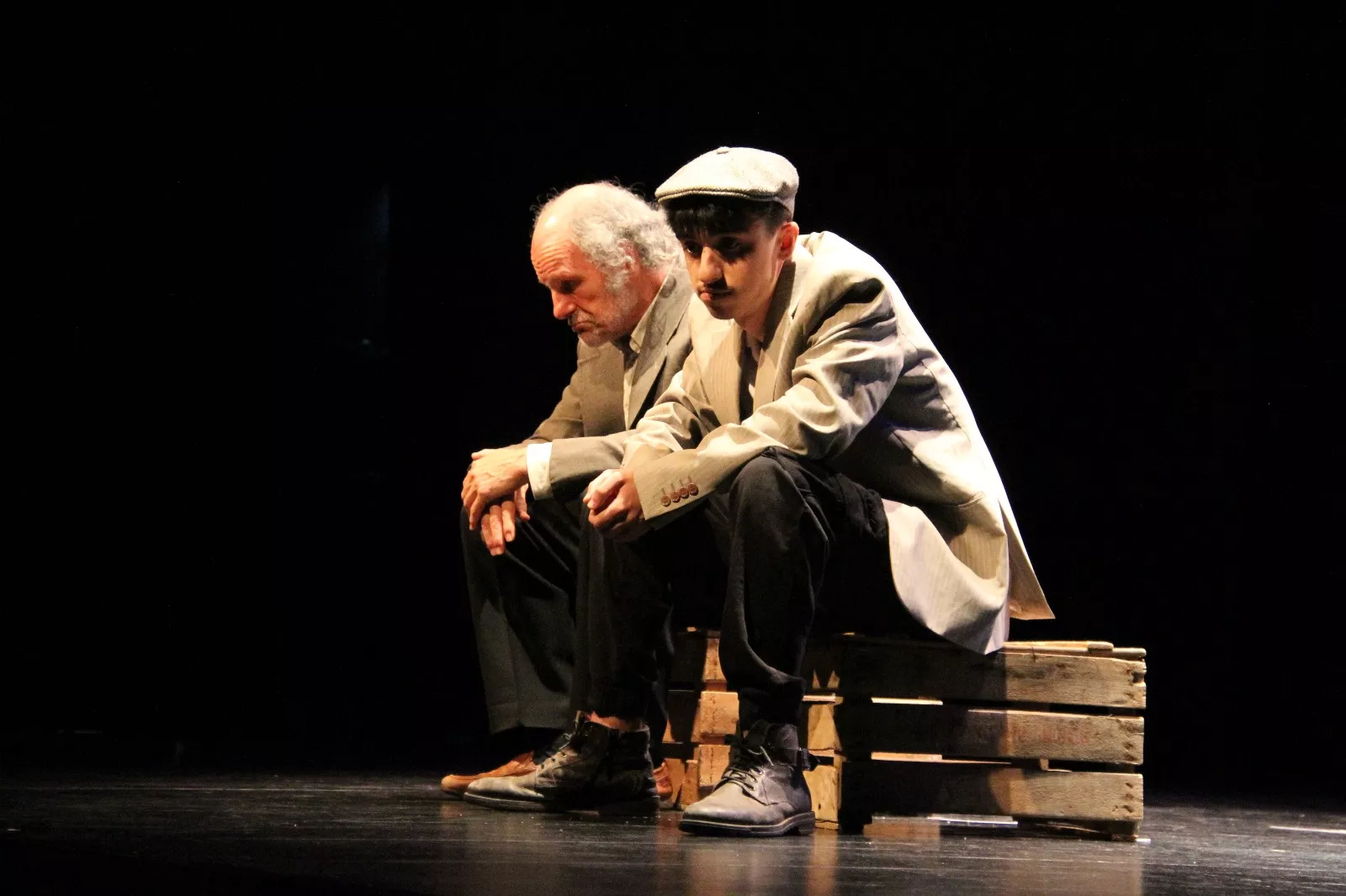 Grupo del Campus de Huesca en la Muestra Joven de Teatro y Danza. Foto Carlos Neofato