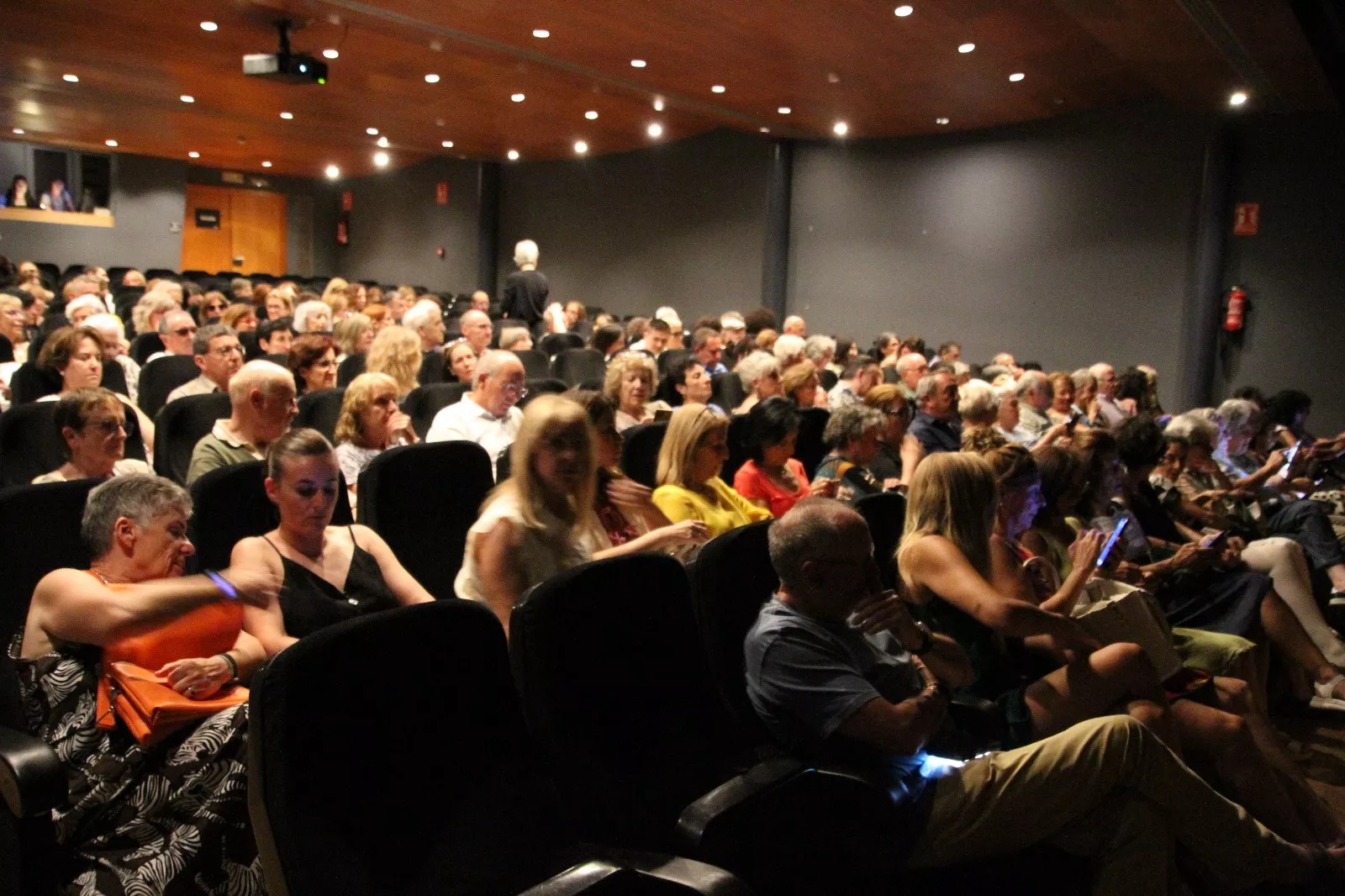 Grupo del Campus de Huesca en la Muestra Joven de Teatro y Danza. Foto Carlos Neofato
