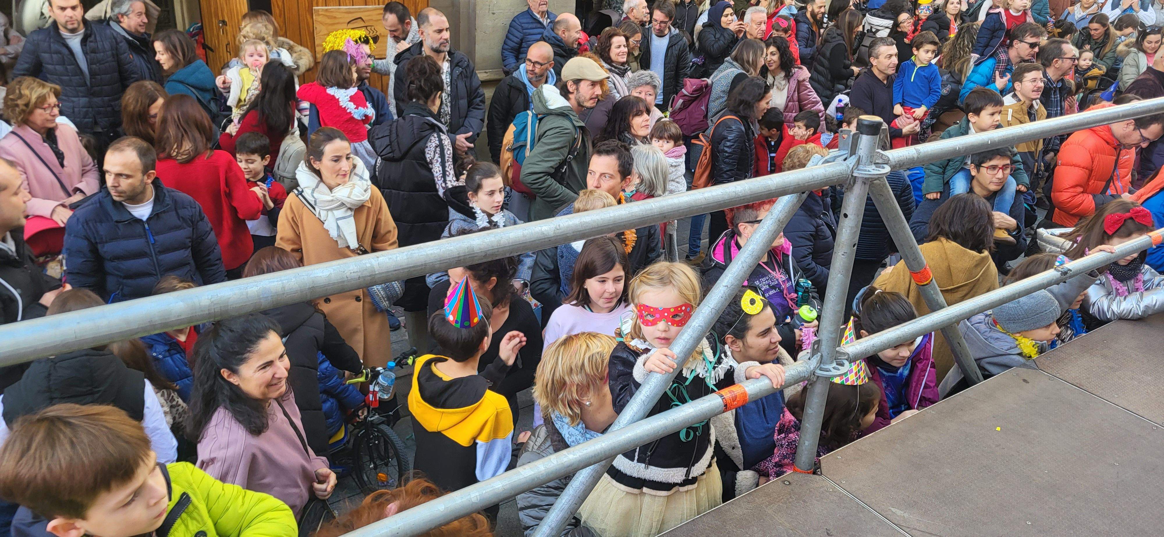 Magnífico ambiente y cartel de completo en las Campanadas Infantiles de Huesca. Foto Myriam Martínez 