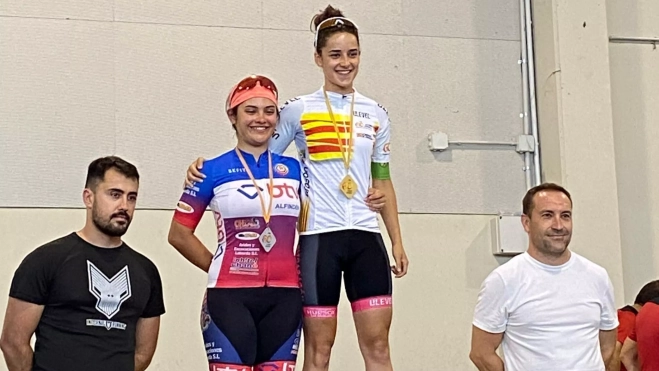 Carla Lacaba logró el título autonómico en el Campeonato de Aragón Carla Lacaba logró el título autonómico en el Campeonato de Aragón
