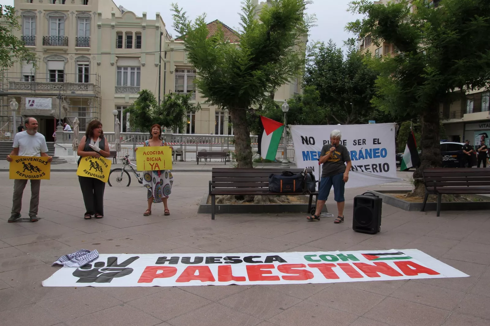 Concentración de la Plataforma Huesca por la Paz. Foto Carlos Neofato