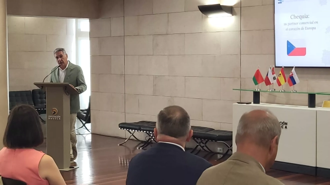 1ff90cb5 a495 4c42 aa10 4c24d491b150