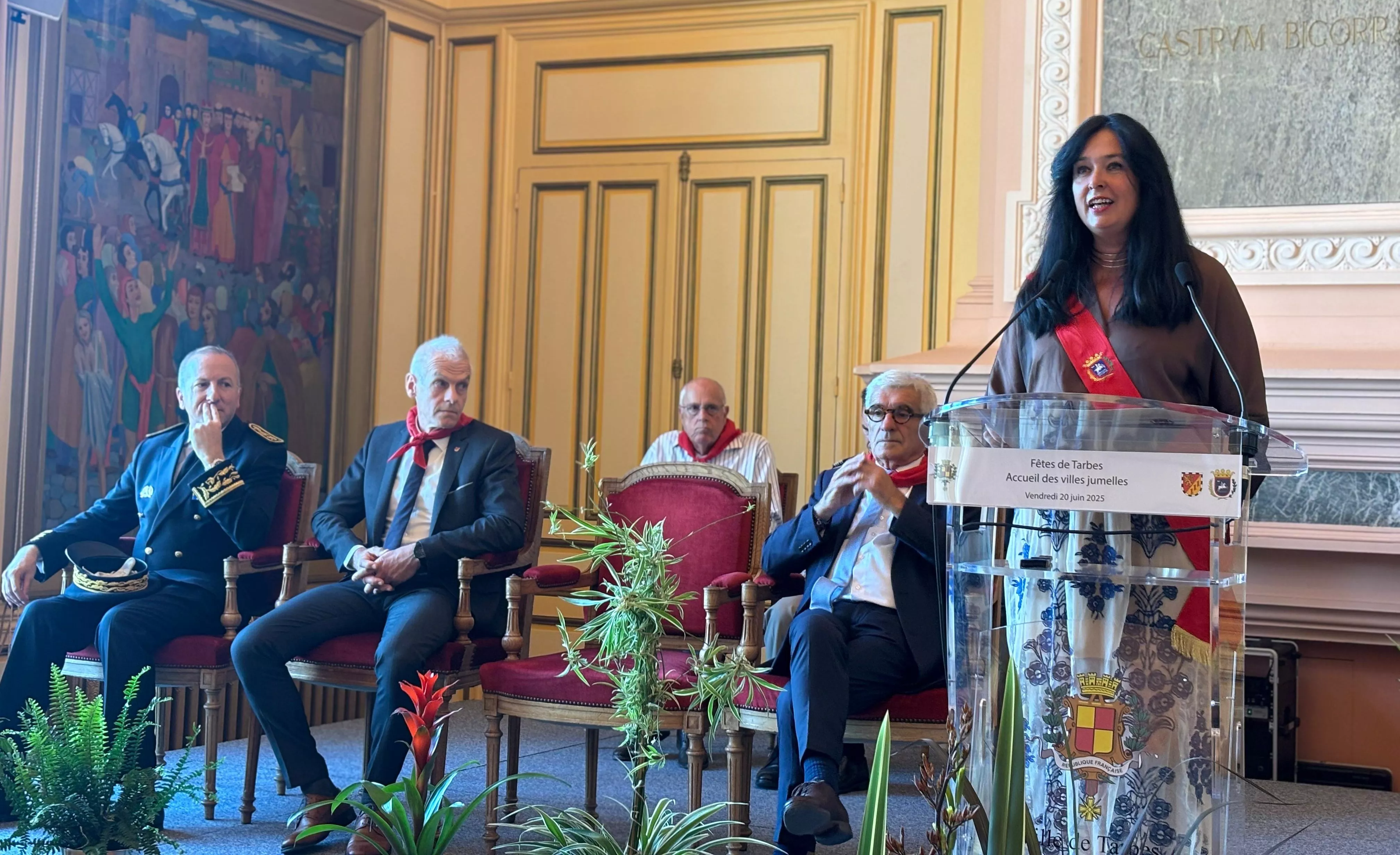 Participación de Huesca en la ceremonia oficial de las fiestas de Tarbes.