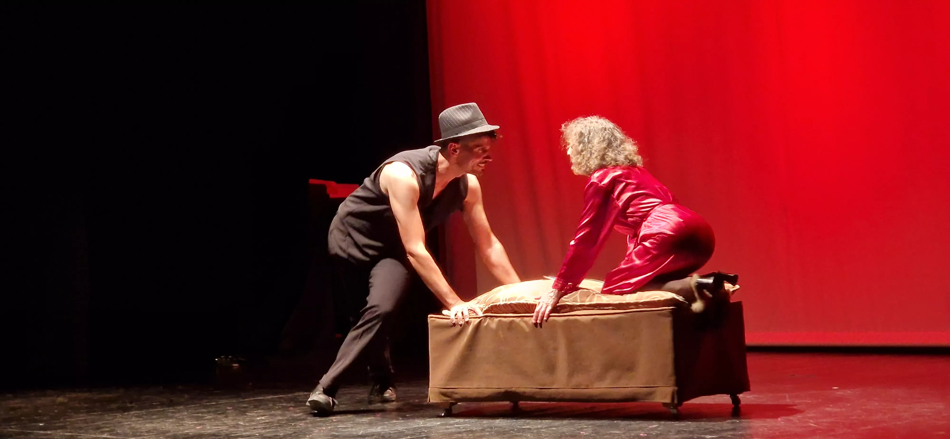 Kandelicas y  El jardín de las delicias. Foto Myriam Martínez