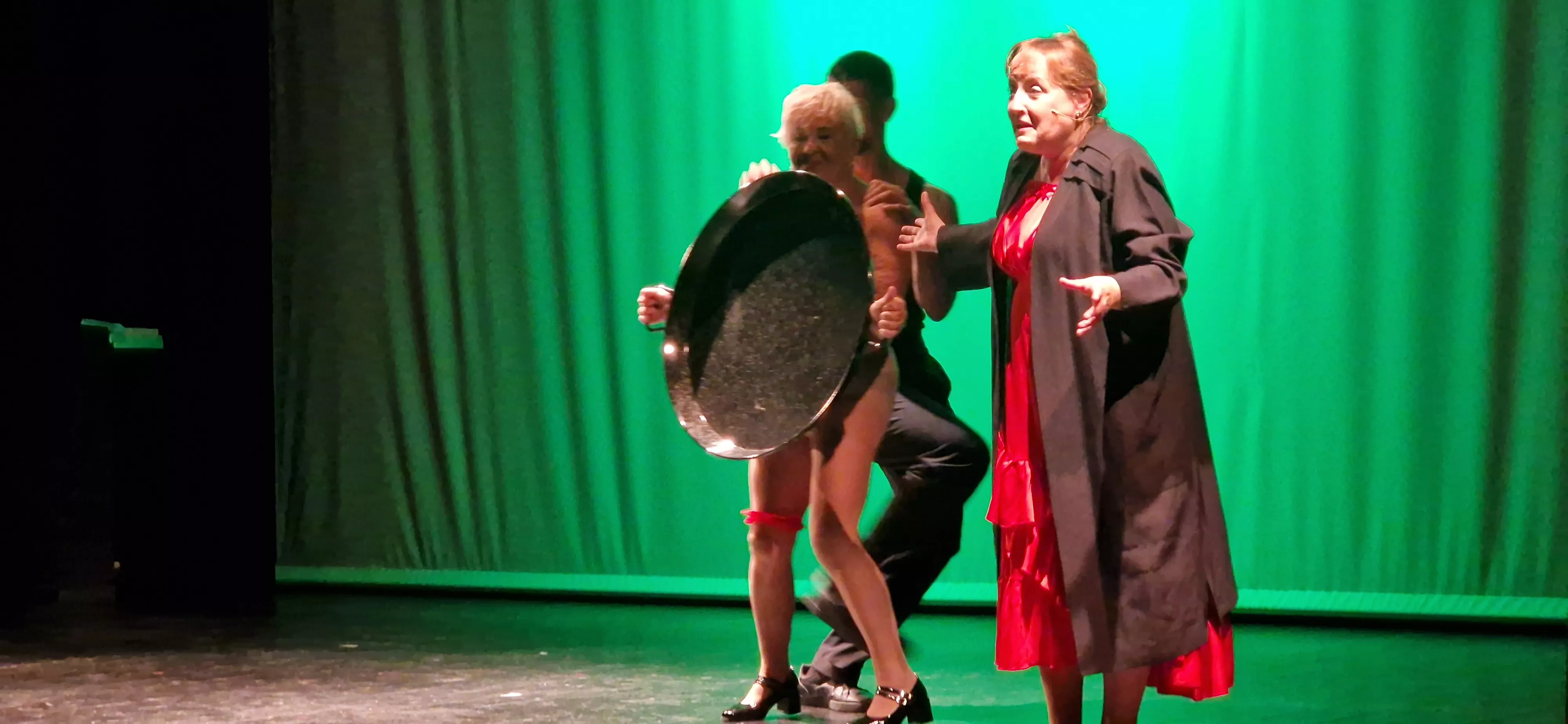 Kandelicas y  El jardín de las delicias. Foto Myriam Martínez