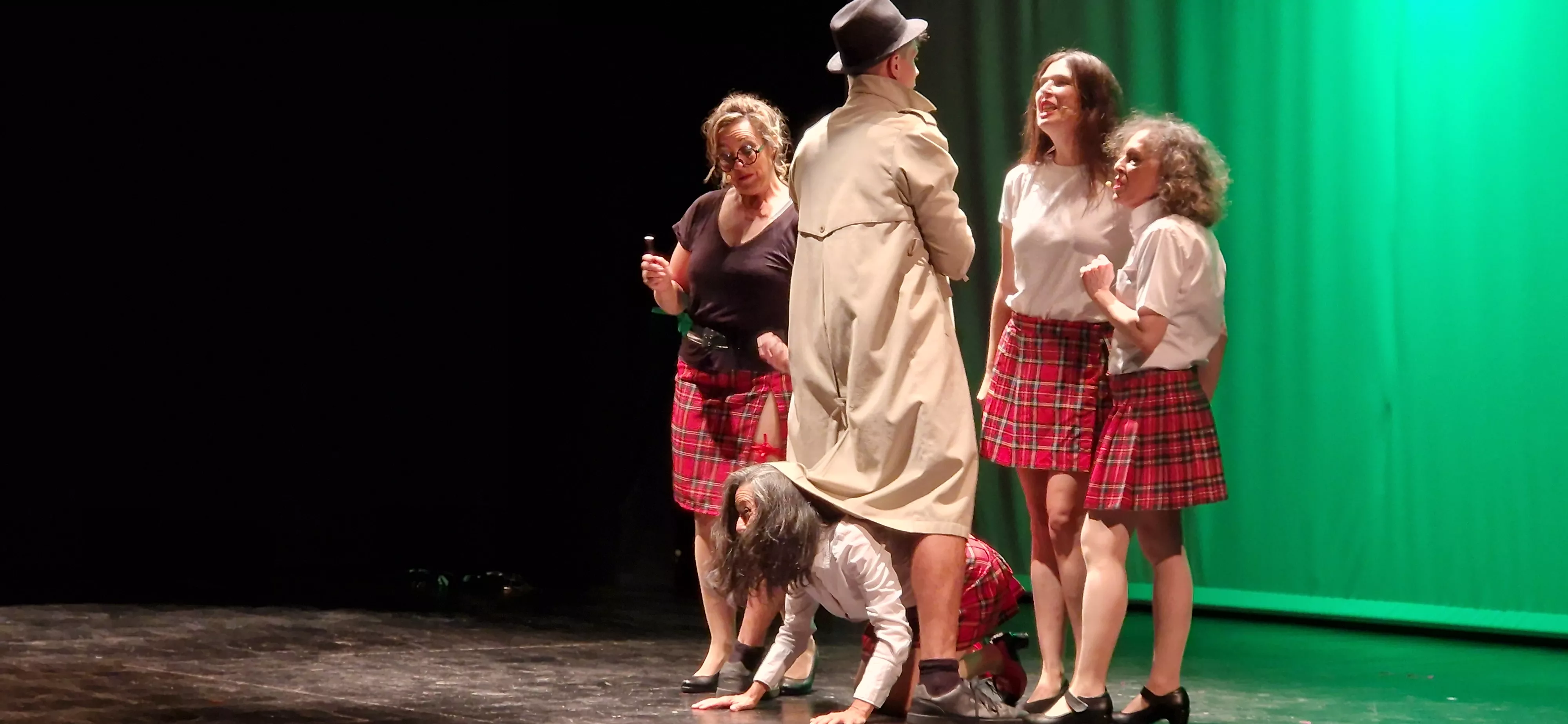 Kandelicas y  El jardín de las delicias. Foto Myriam Martínez