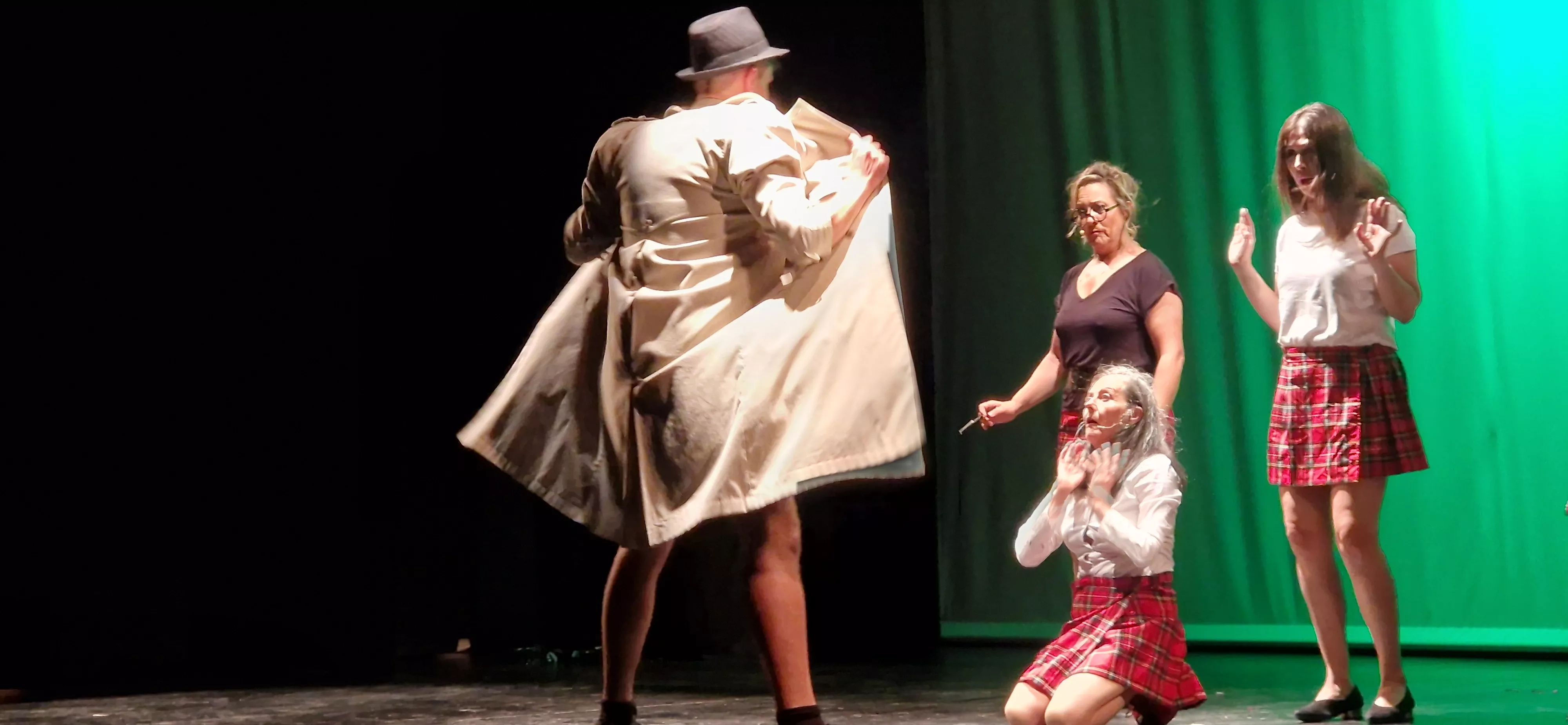 Kandelicas y  El jardín de las delicias. Foto Myriam Martínez