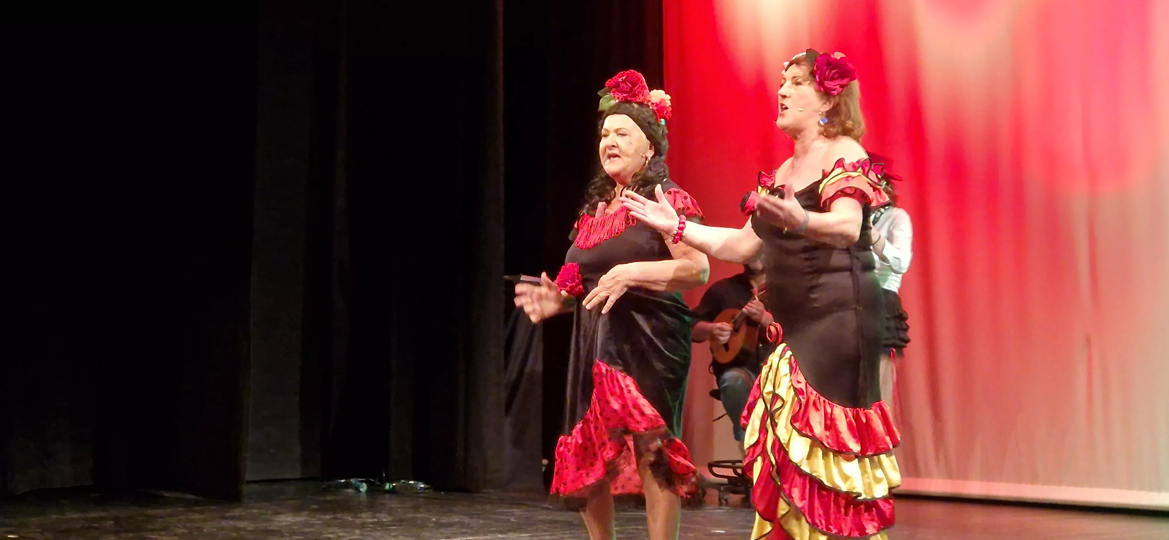 Kandelicas y  El jardín de las delicias. Foto Myriam Martínez