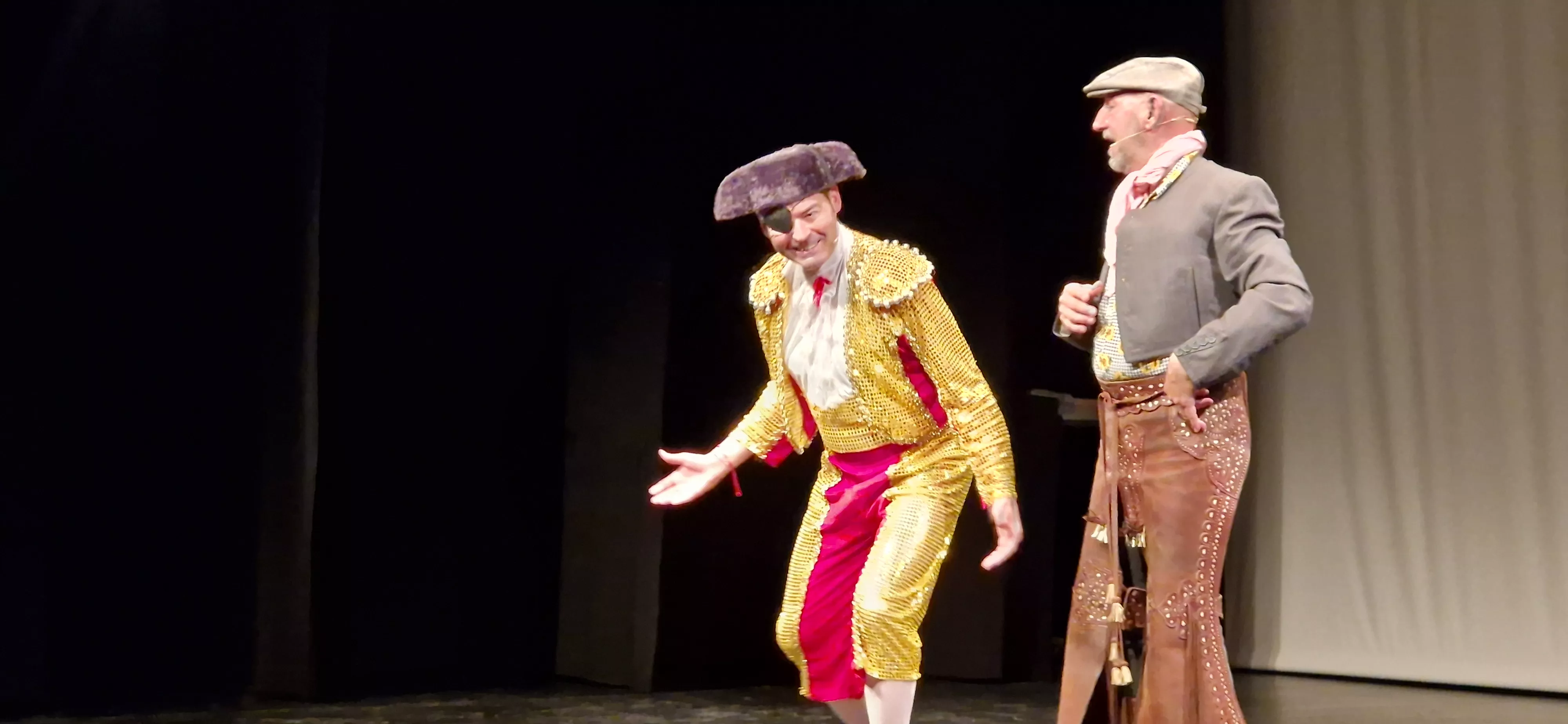 Kandelicas y  El jardín de las delicias. Foto Myriam Martínez