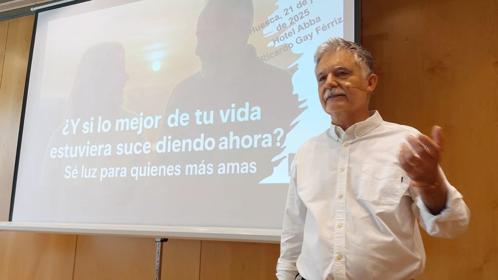 Ricardo Gay, en su conferencia para Fater Huesca