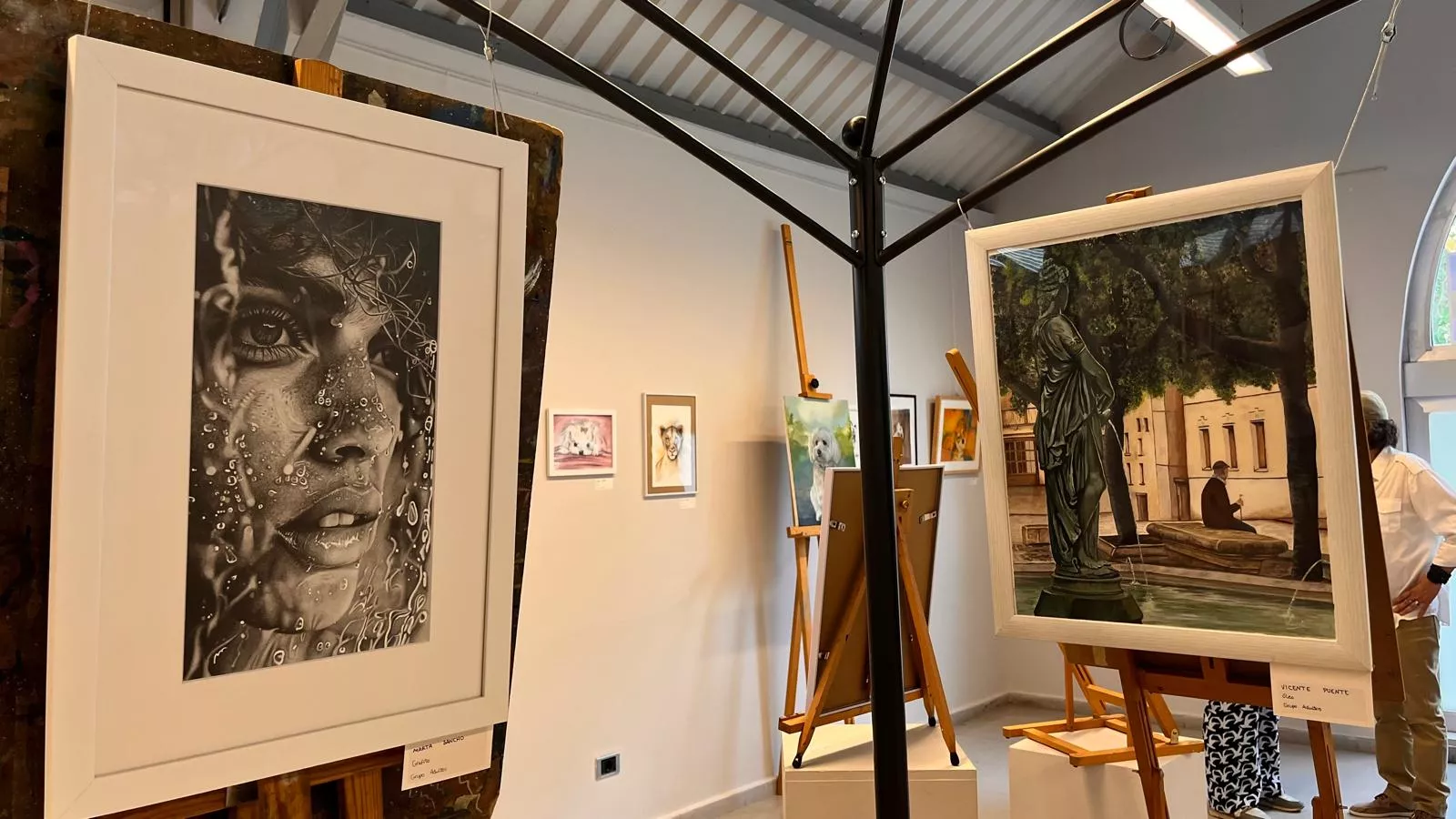 Inauguración de la exposición de la Escuela Sanagustín en el Centro Cultural Manuel Benito Moliner. Foto Mercedes Manterola