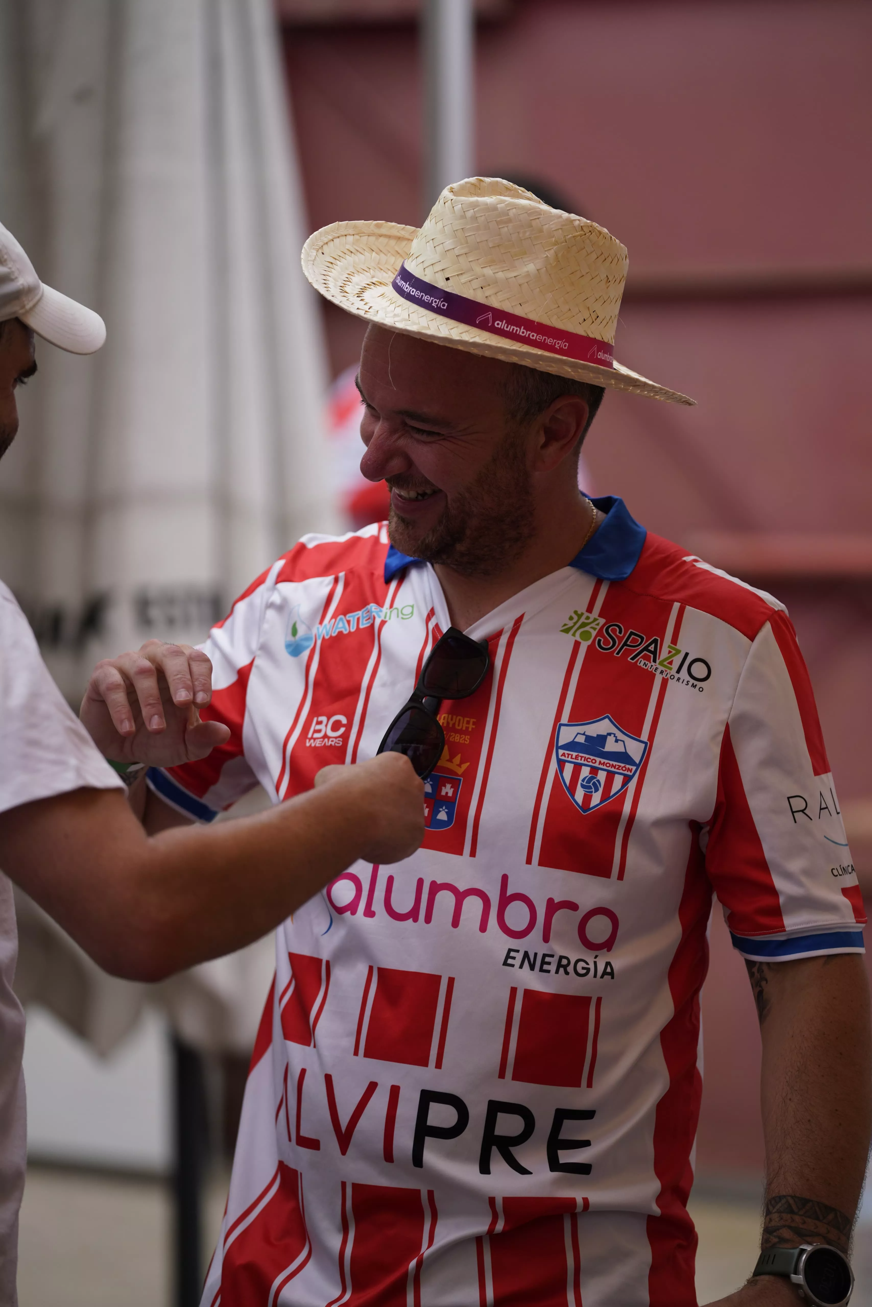 Ambiente previo al partido en Monzón. Foto: Dani Vidal @fotomaniafut