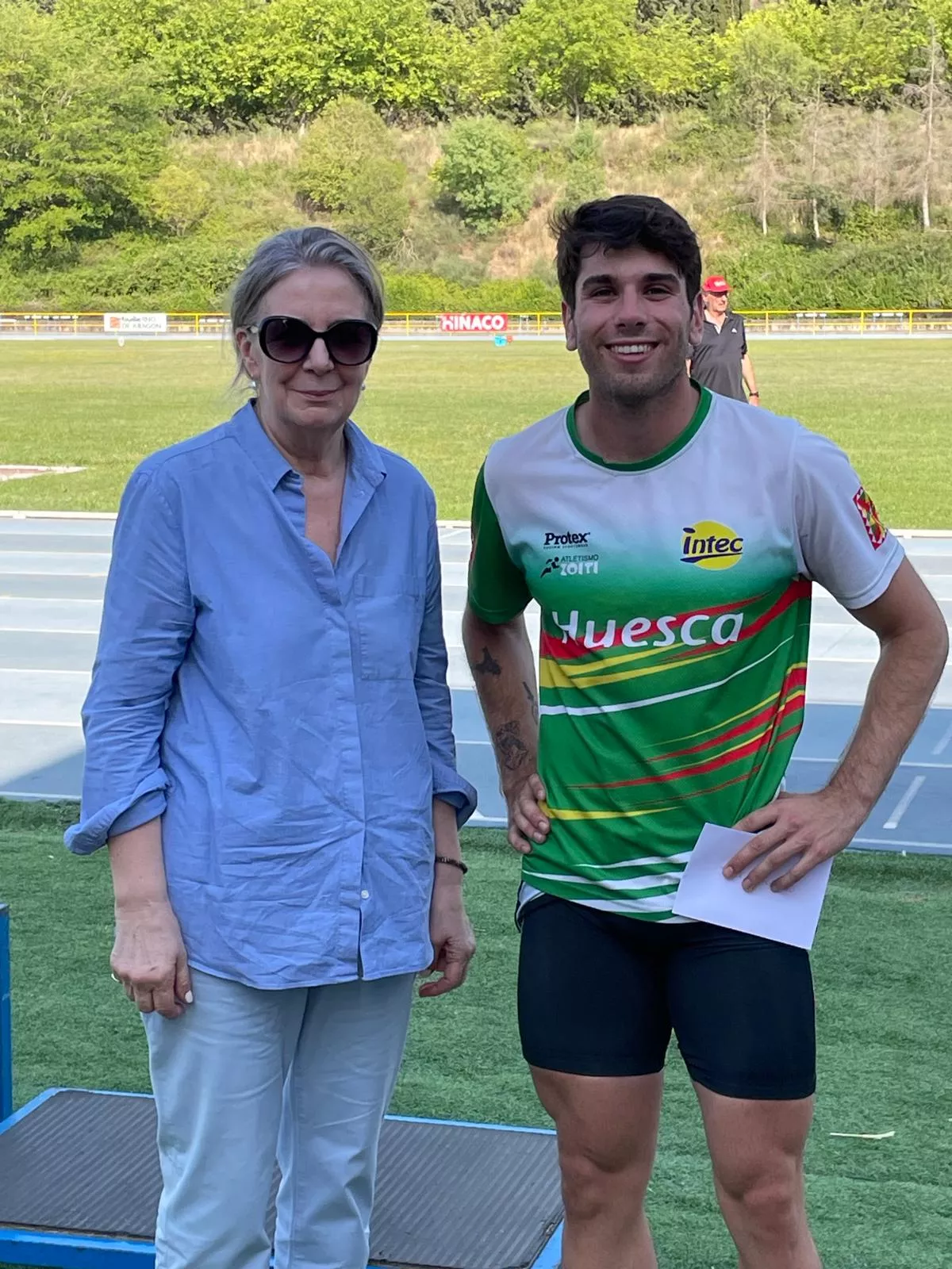 Lorien Lafontana, ganador en triple