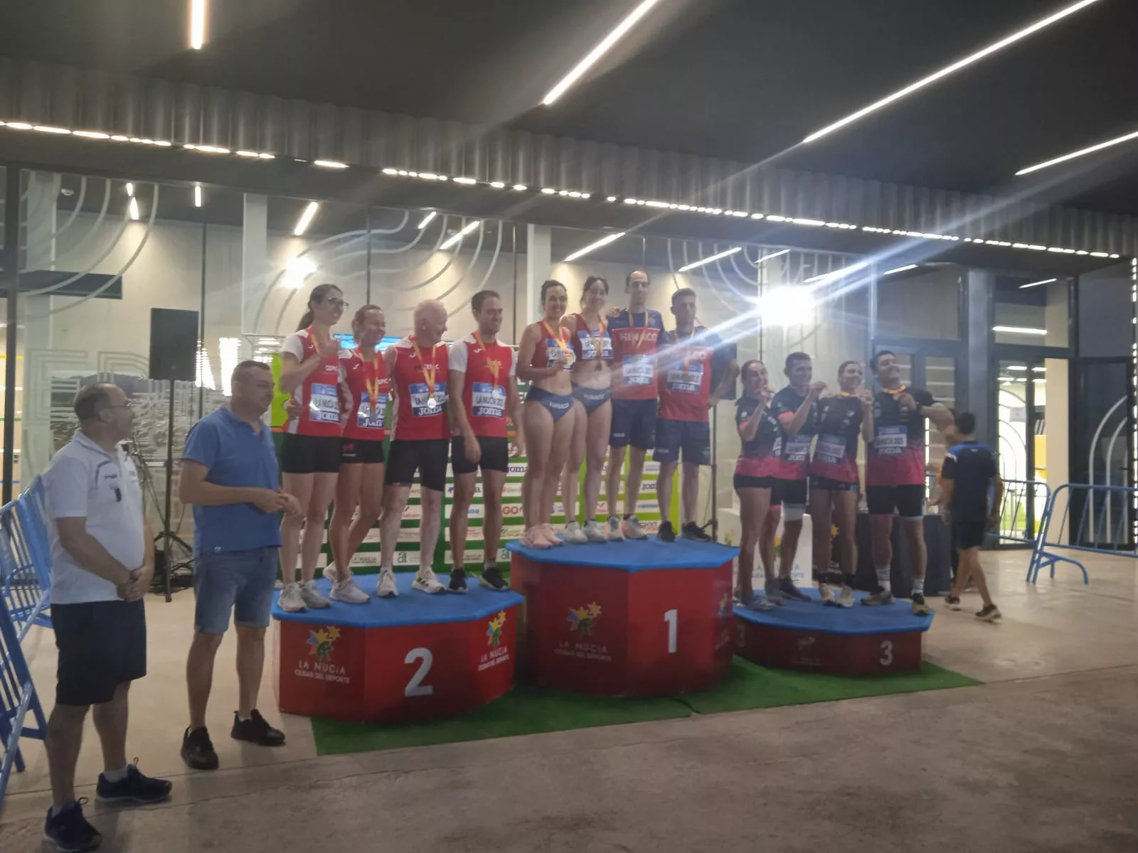 Relevo Mixto M35 de Hinaco, oro en La Nucía