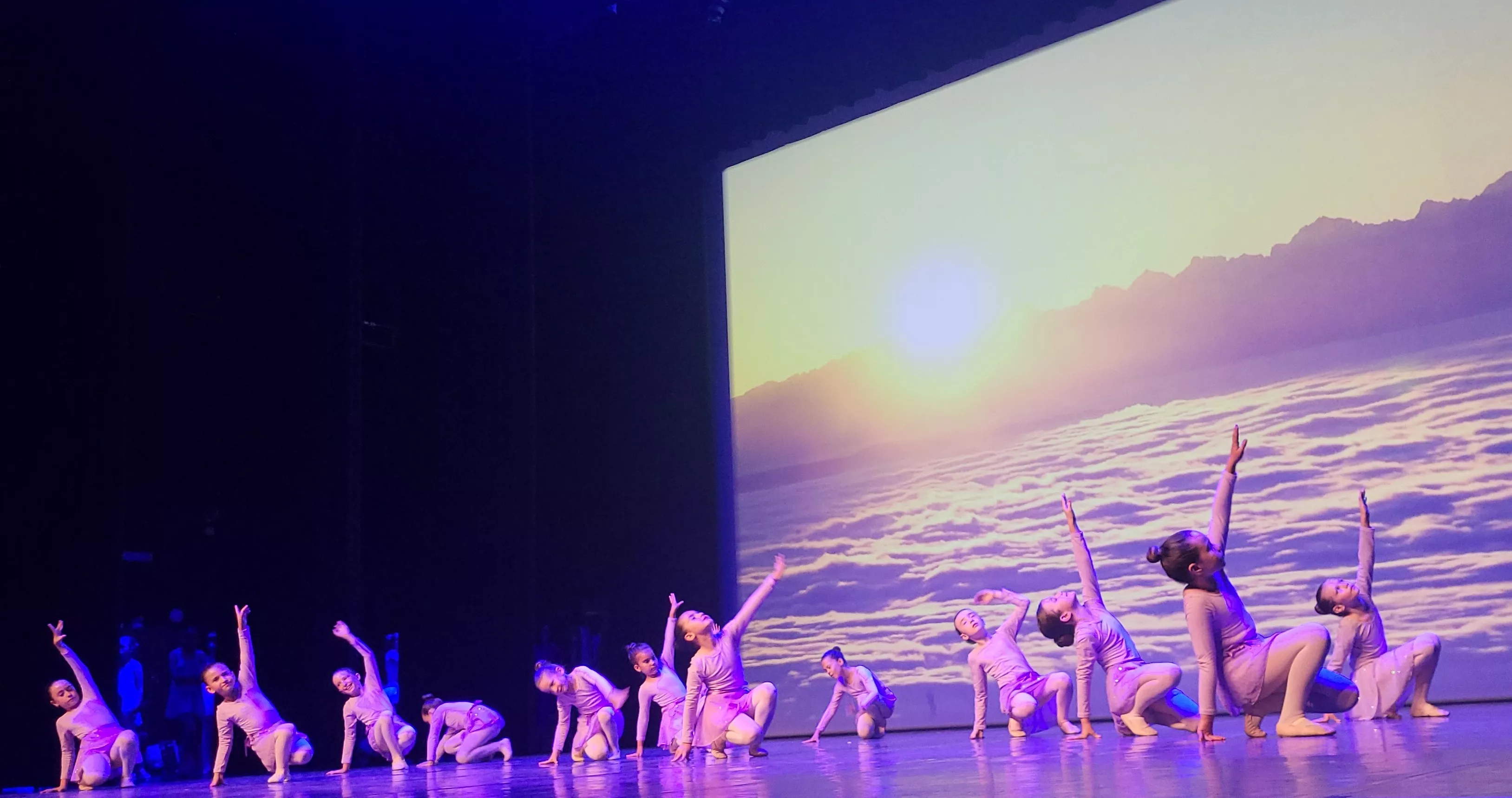 Espectáculo de final de curso 2025 de la Escuela de Danza Elenco. Foto Mercedes Manterola